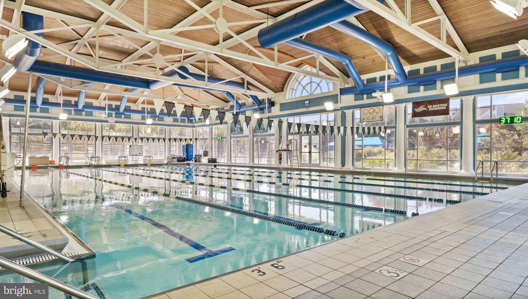 ASHBURN VILLAGE - Residential