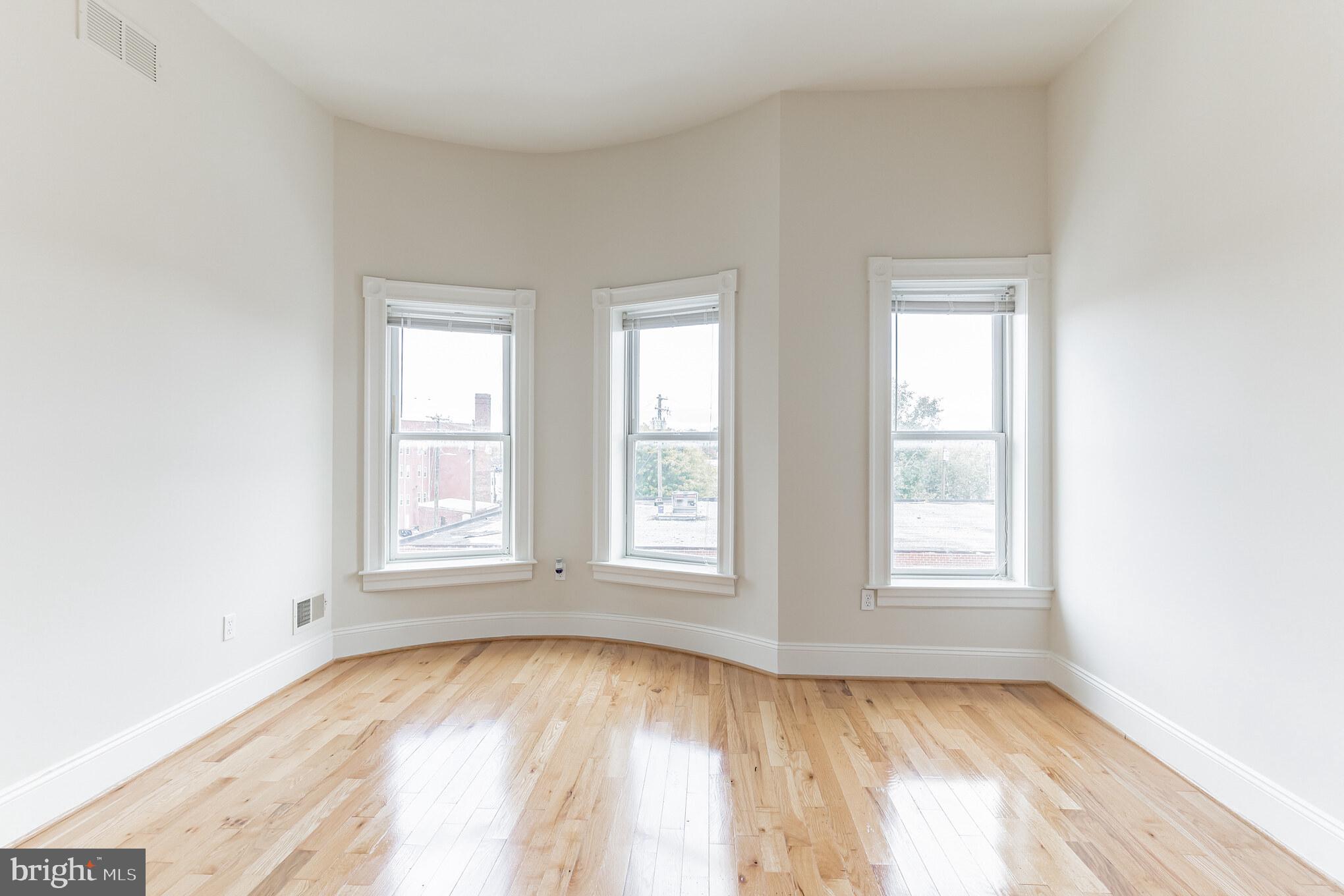 STATION NORTH ARTS DISTRICT - Residential Income