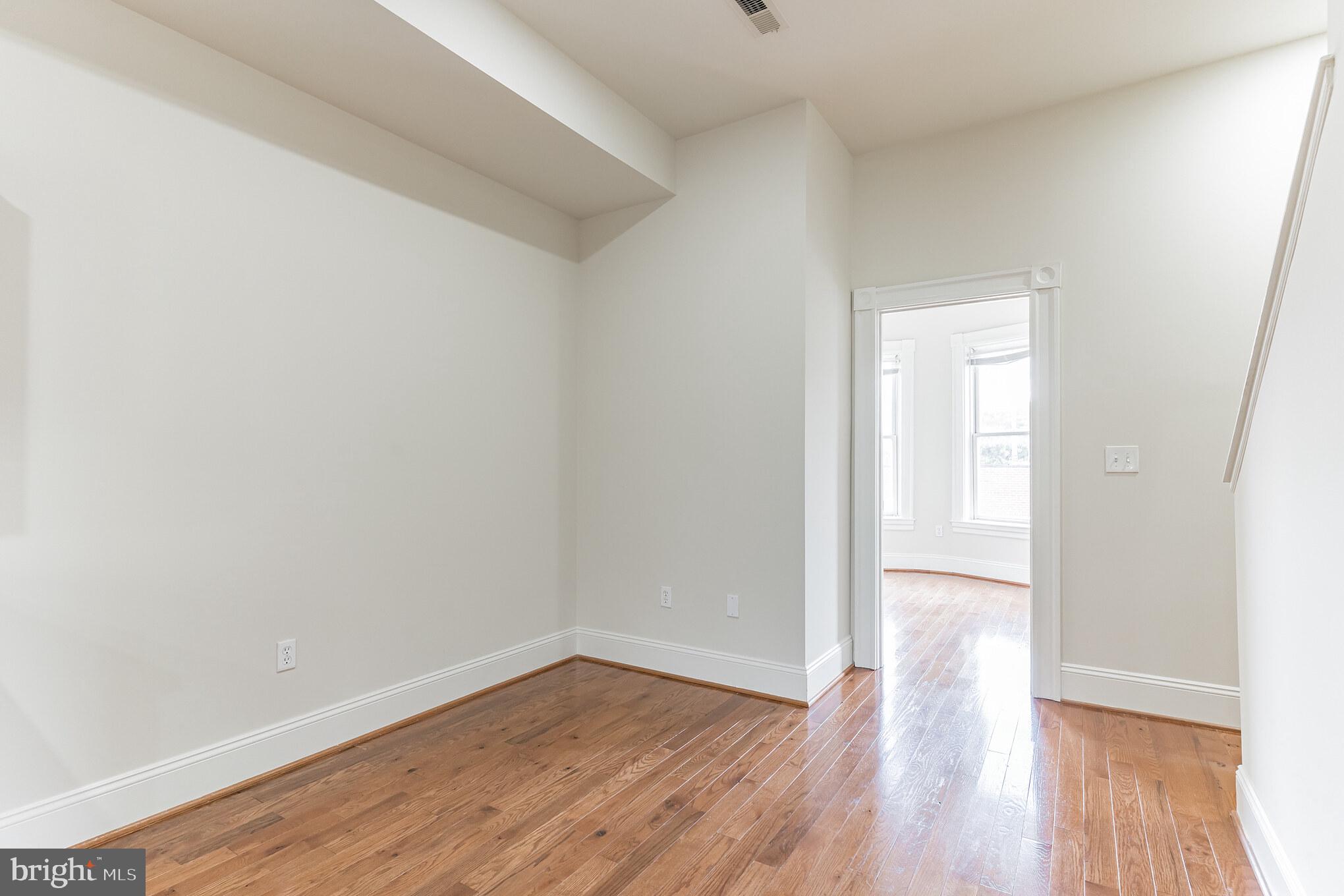 STATION NORTH ARTS DISTRICT - Residential Income