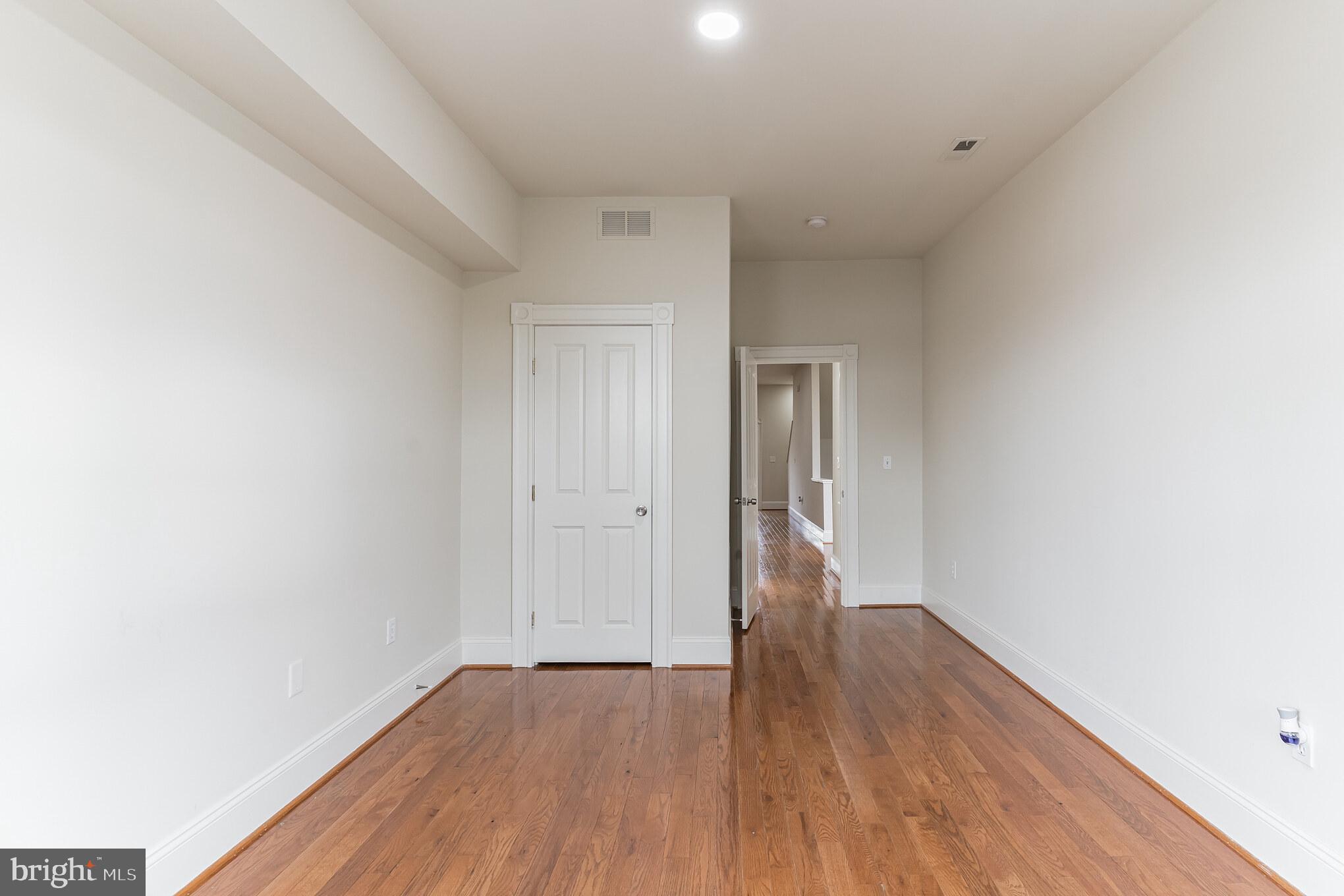 STATION NORTH ARTS DISTRICT - Residential Income