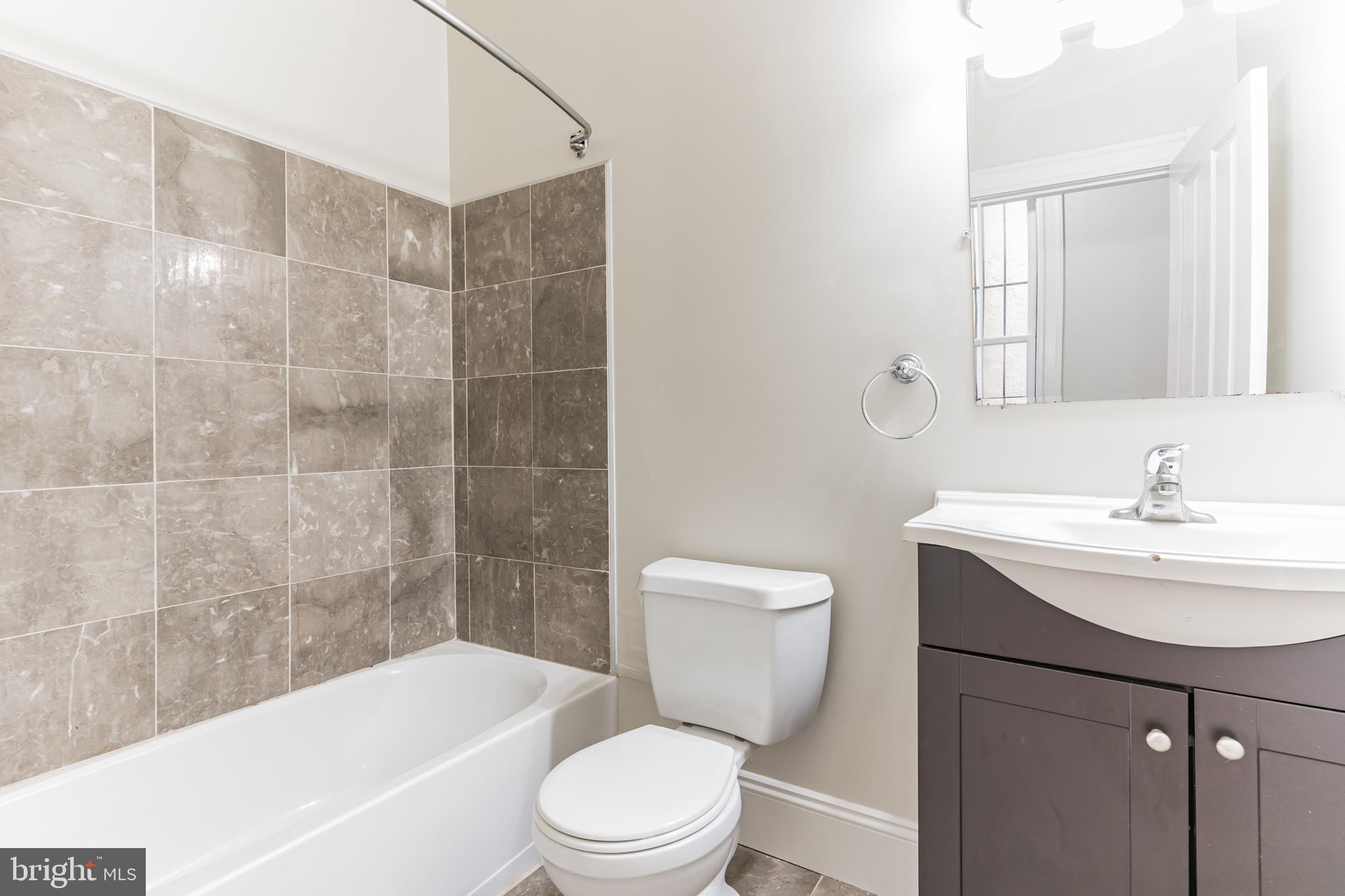 STATION NORTH ARTS DISTRICT - Residential Income