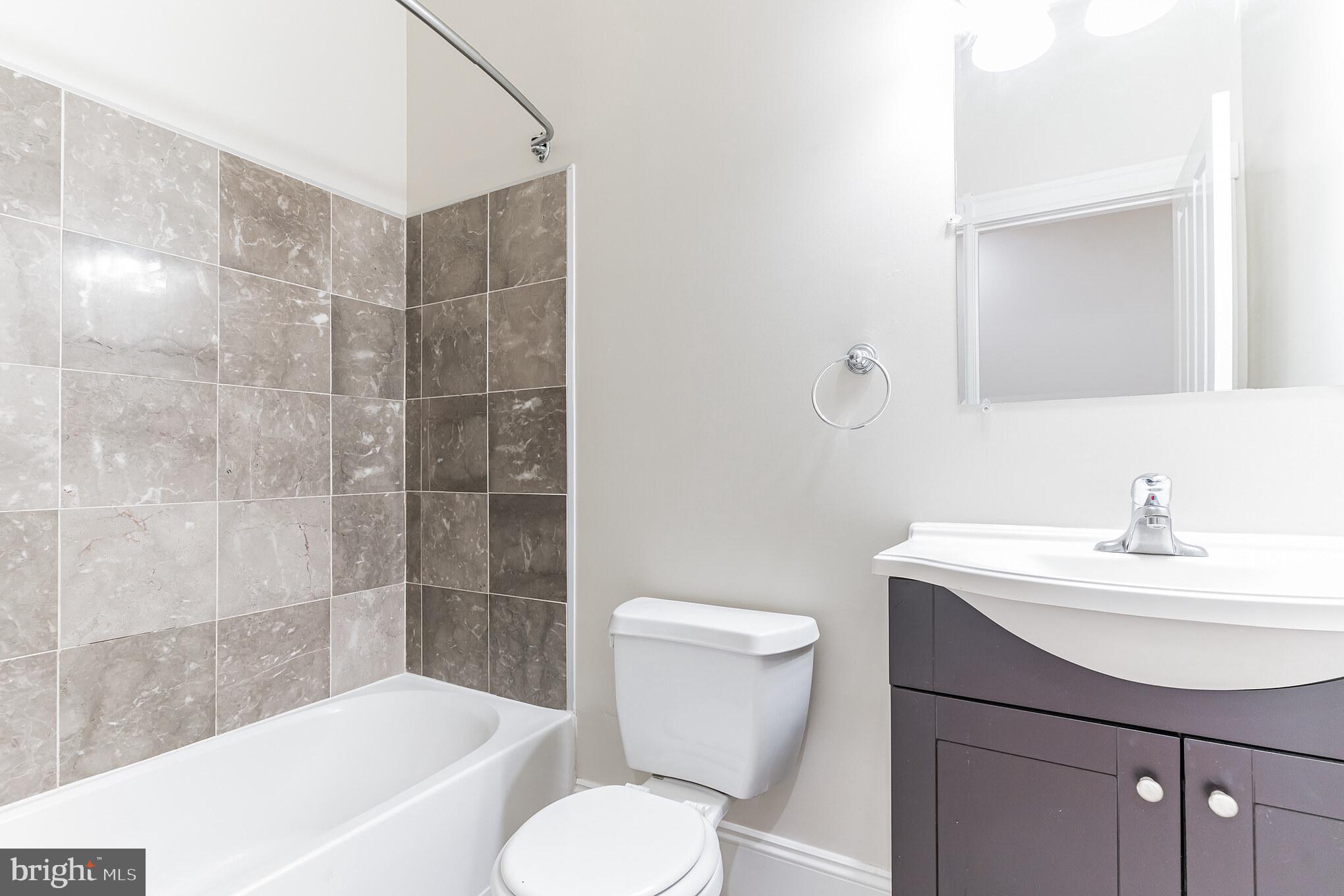 STATION NORTH ARTS DISTRICT - Residential Income