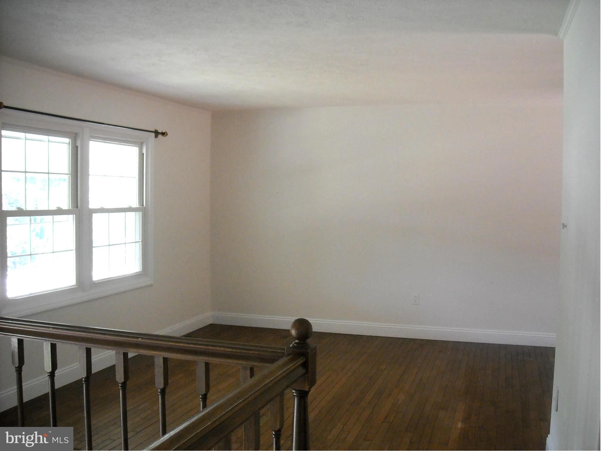 MINNIEVILLE MANOR - Residential Lease