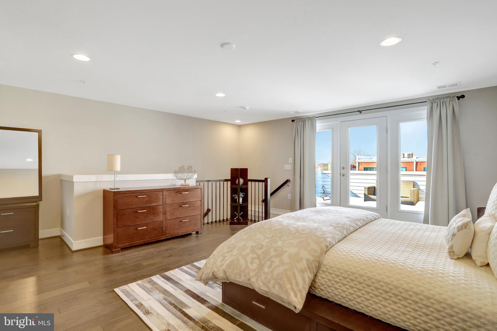 POTOMAC YARD - Residential