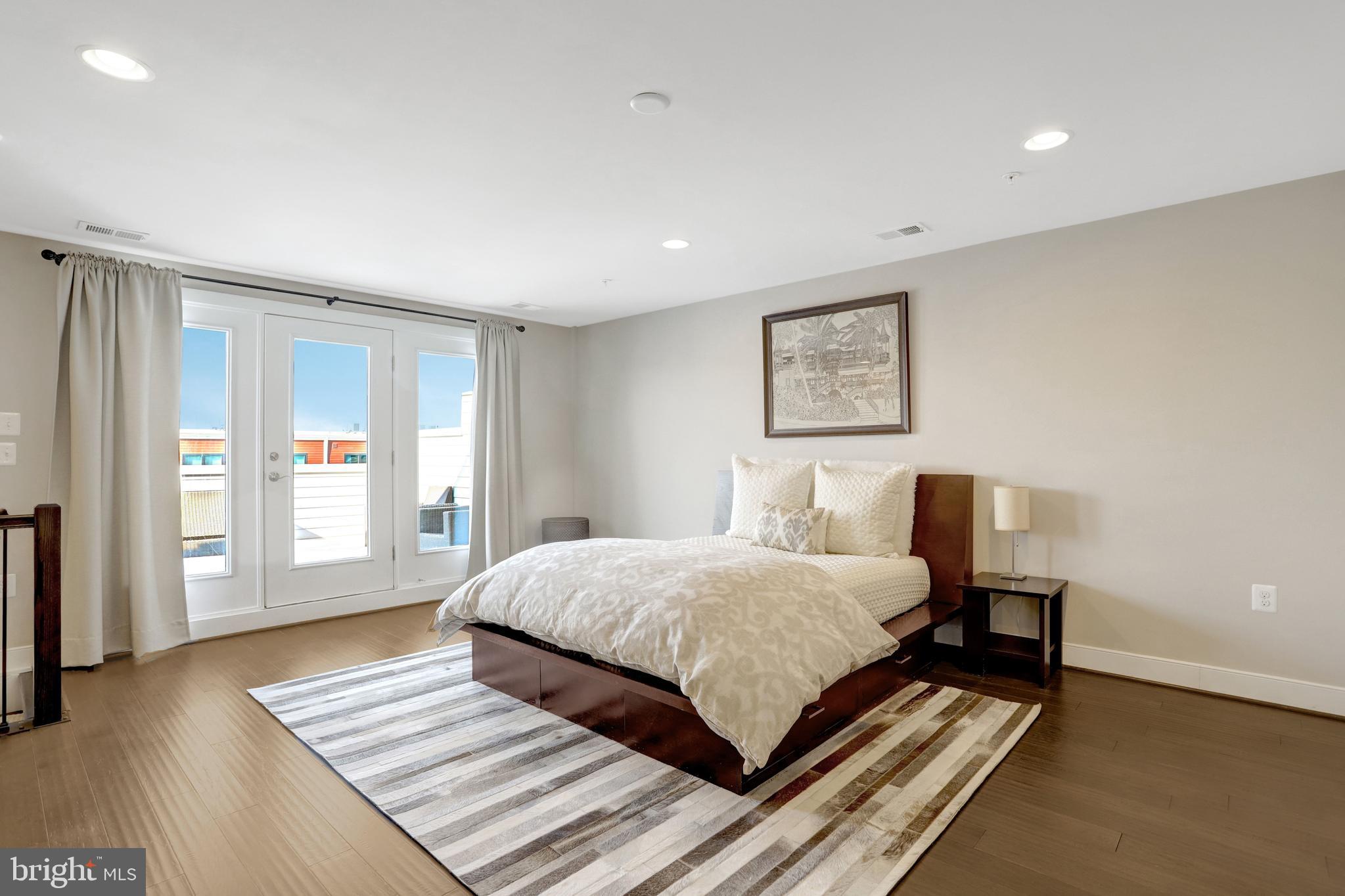 POTOMAC YARD - Residential