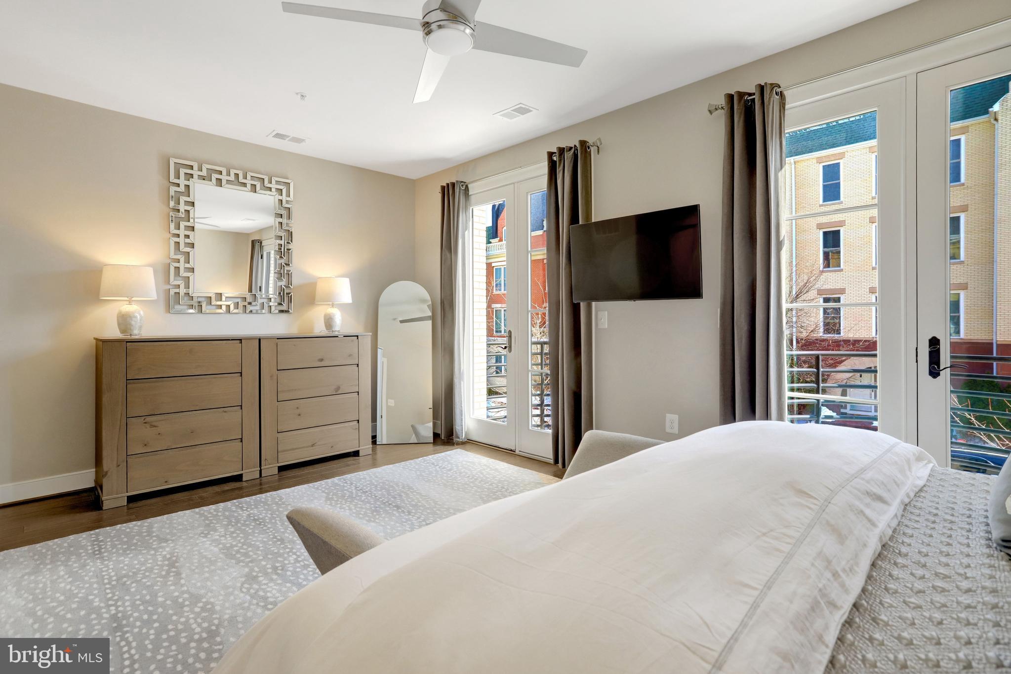 POTOMAC YARD - Residential