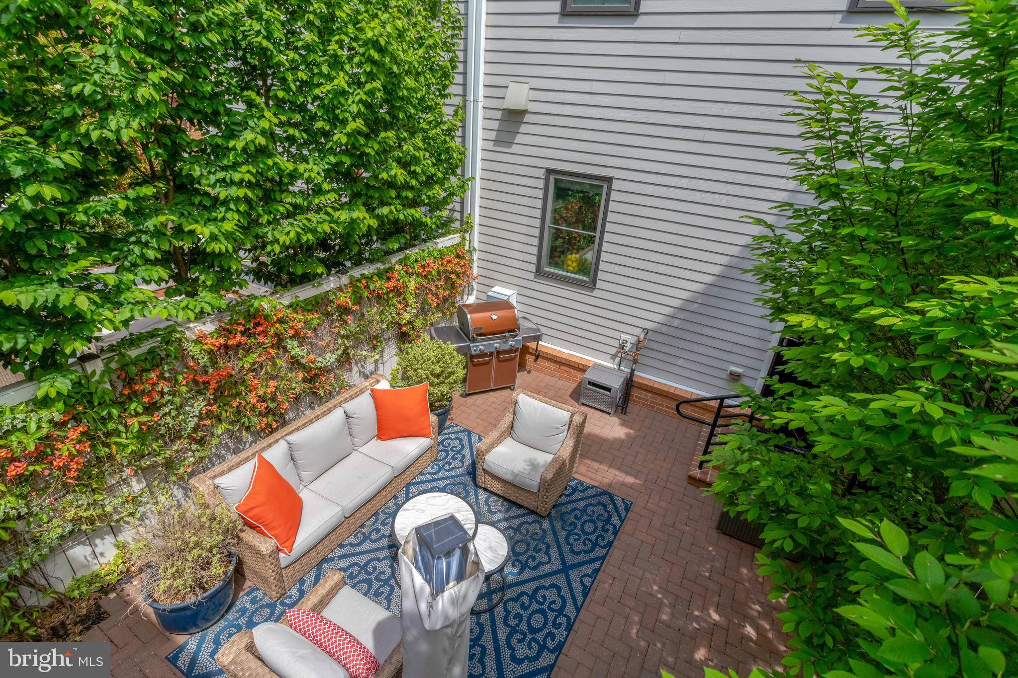 POTOMAC YARD - Residential