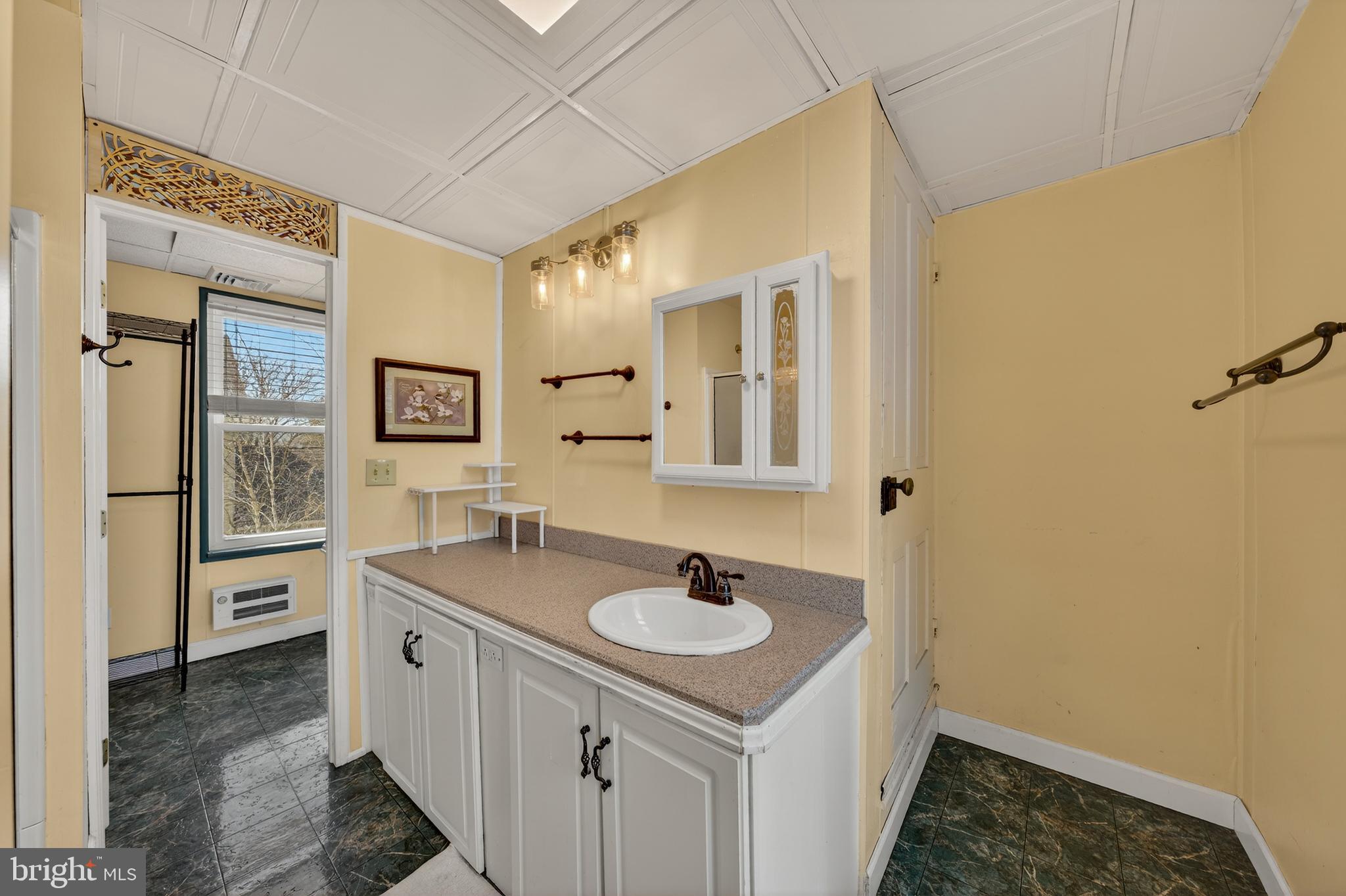 NON APPLICABLE - Residential