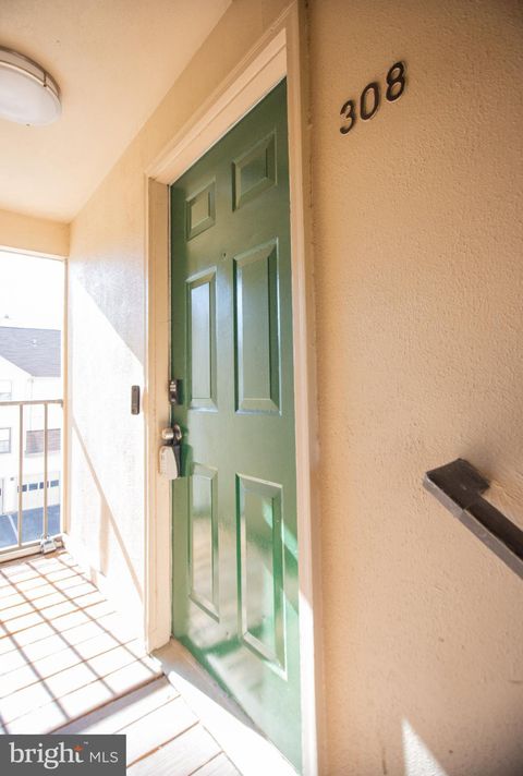 13408 SHADY KNOLL DRIVE 308 SILVER SPRING MD 20904