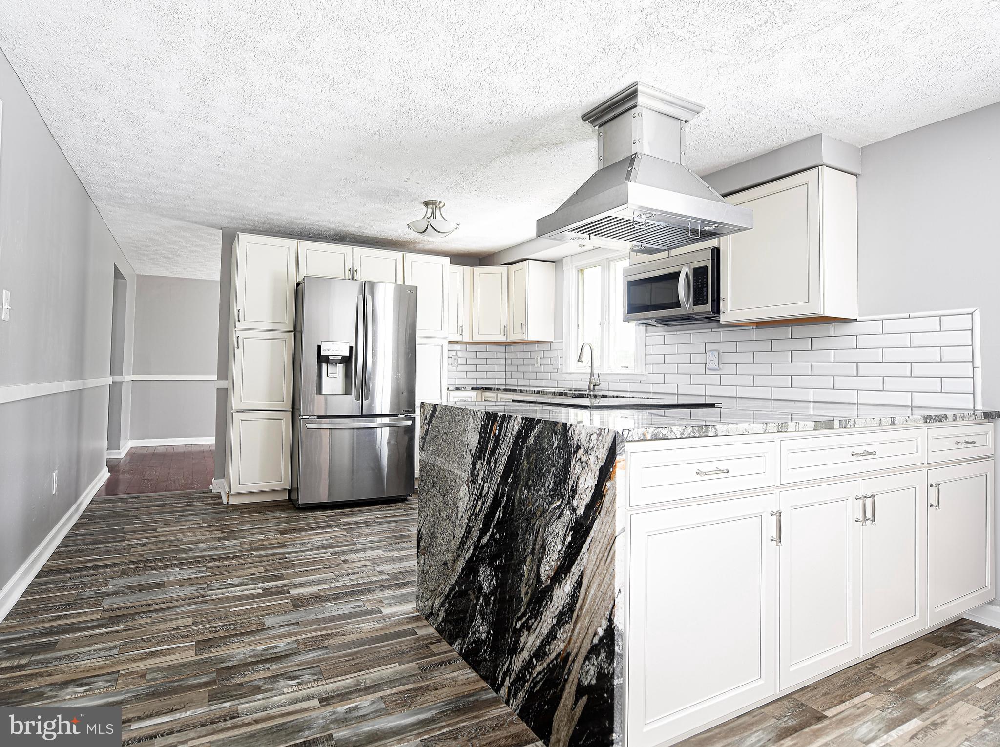 HARFORD WOODS - Residential Lease