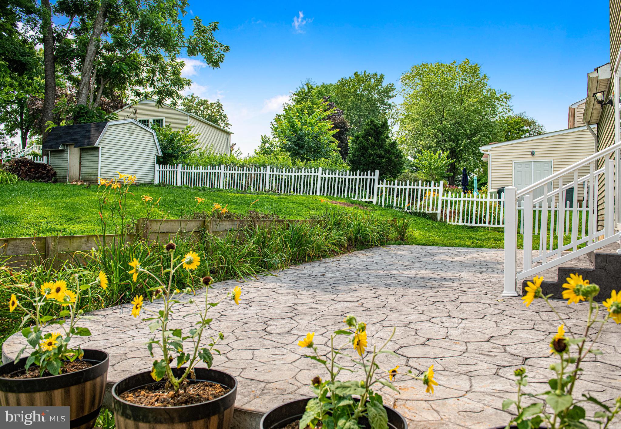 HARFORD WOODS - Residential Lease