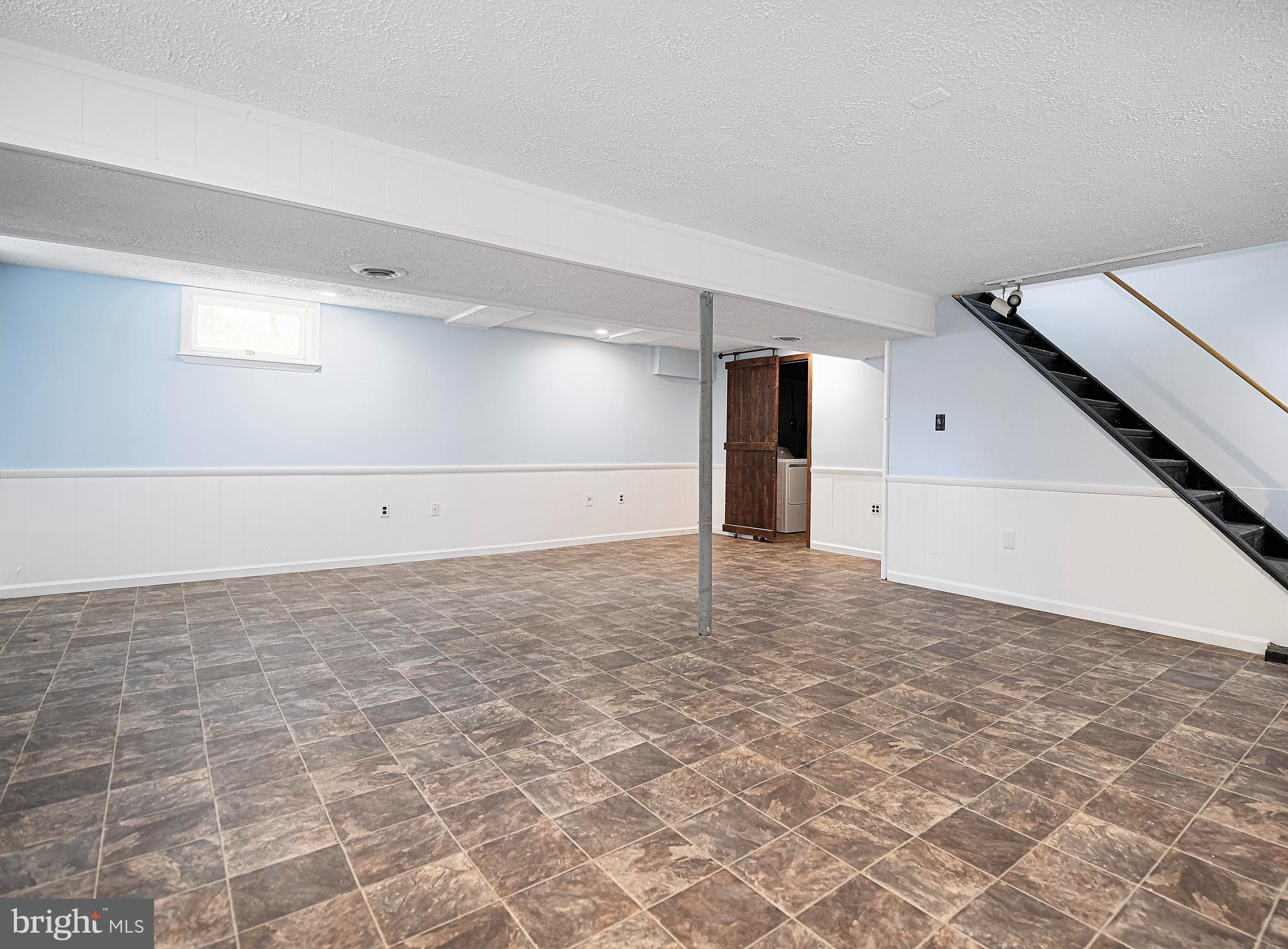 HARFORD WOODS - Residential Lease