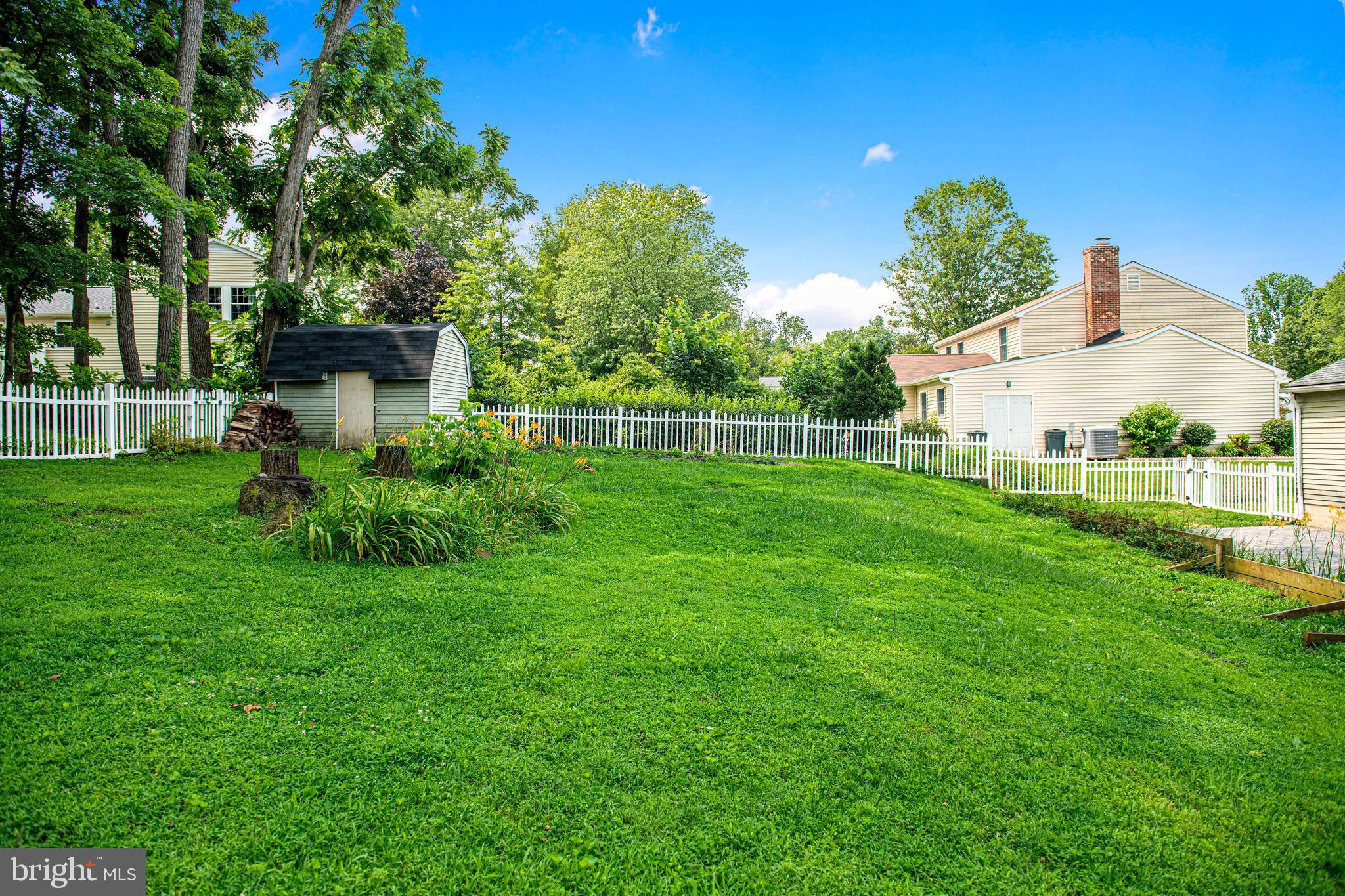 HARFORD WOODS - Residential Lease