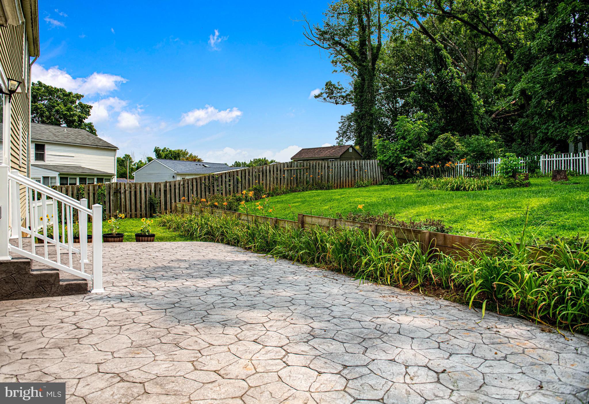 HARFORD WOODS - Residential Lease