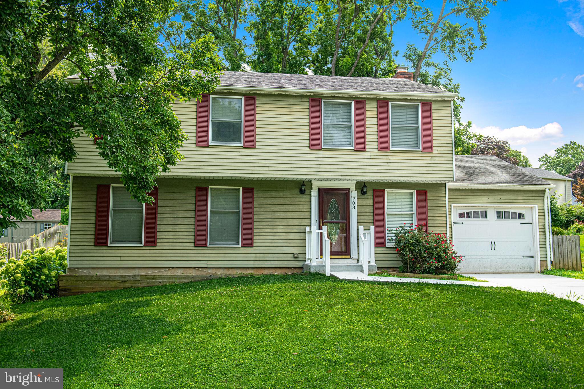 HARFORD WOODS - Residential Lease