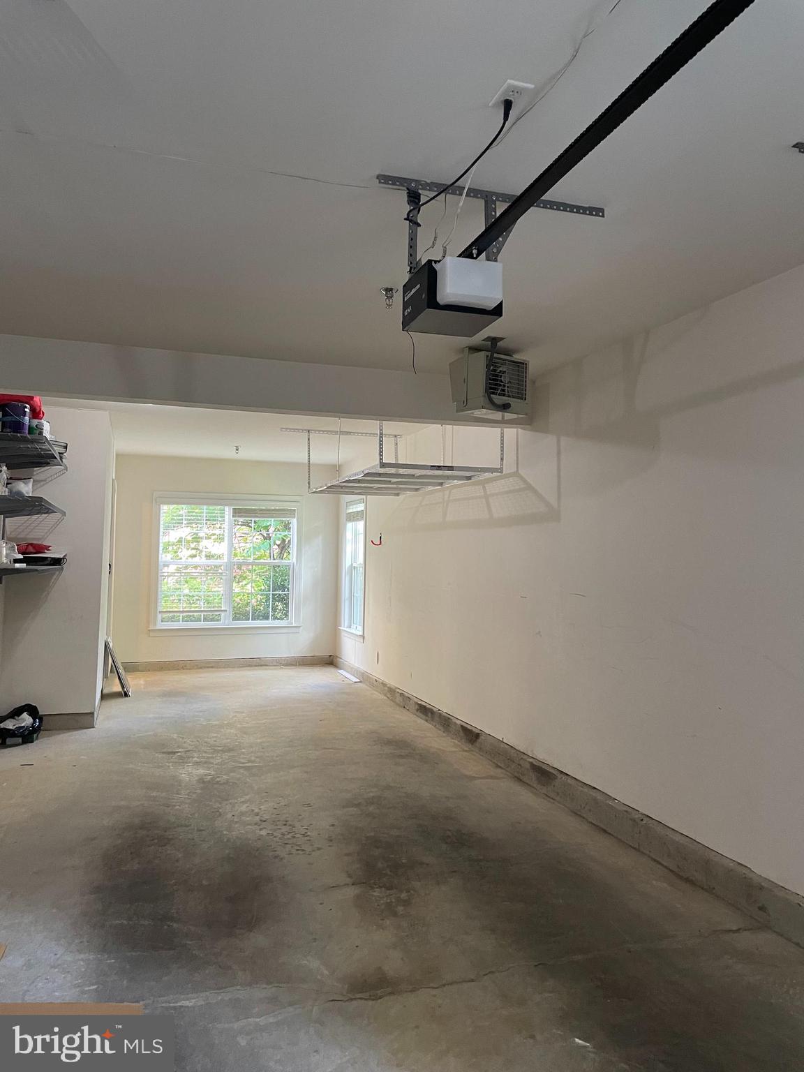 BUCKINGHAM COMMONS - Residential Lease