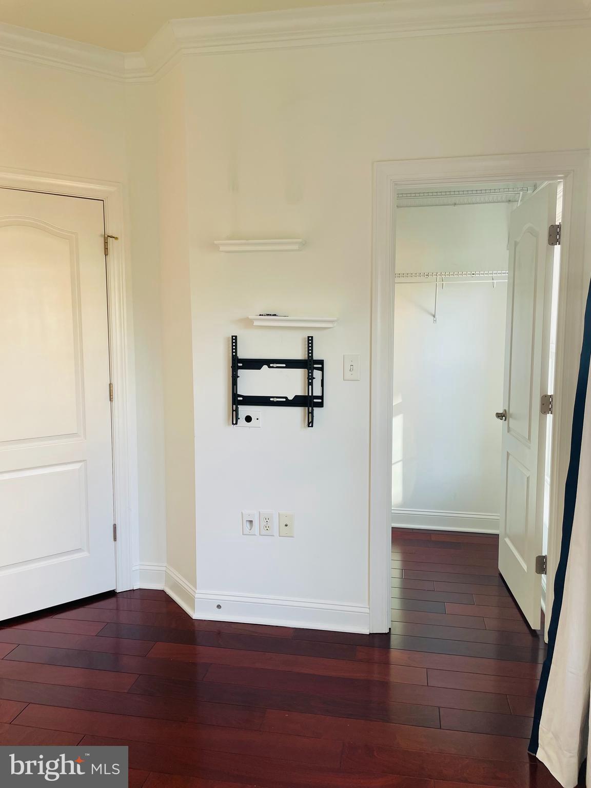 BUCKINGHAM COMMONS - Residential Lease