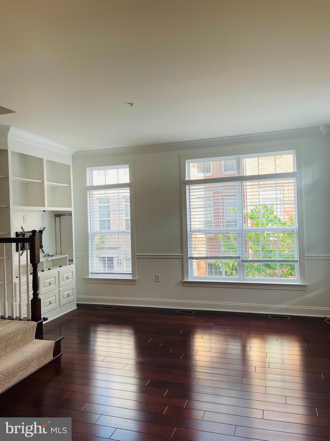 BUCKINGHAM COMMONS - Residential Lease