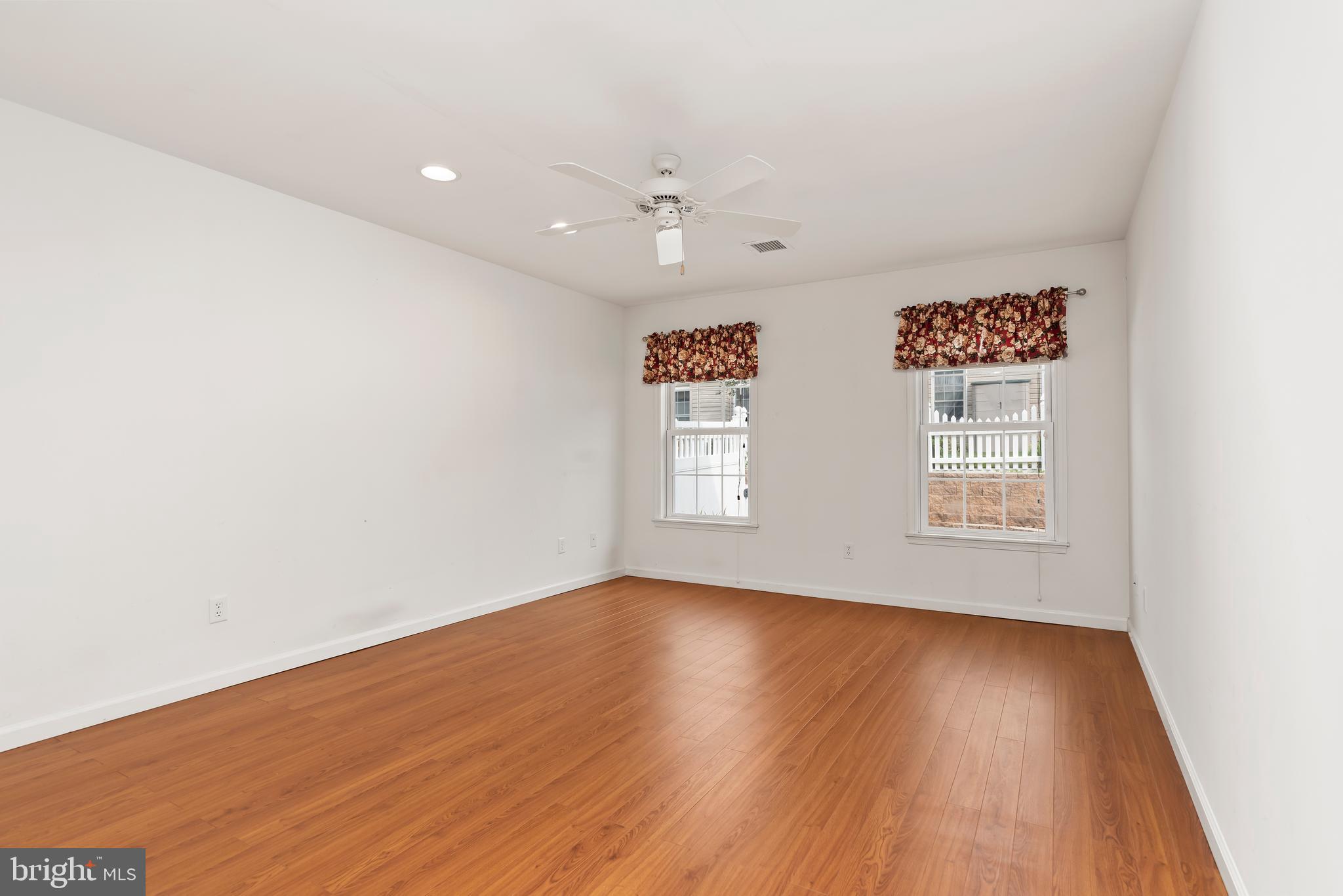 SUMMERFIELD - Residential