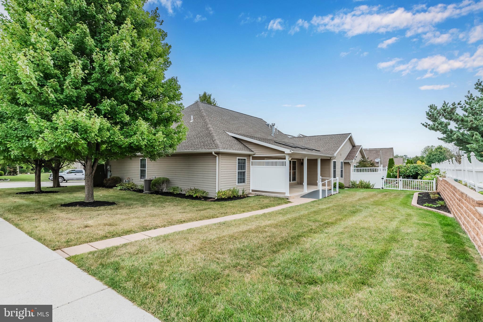 SUMMERFIELD - Residential