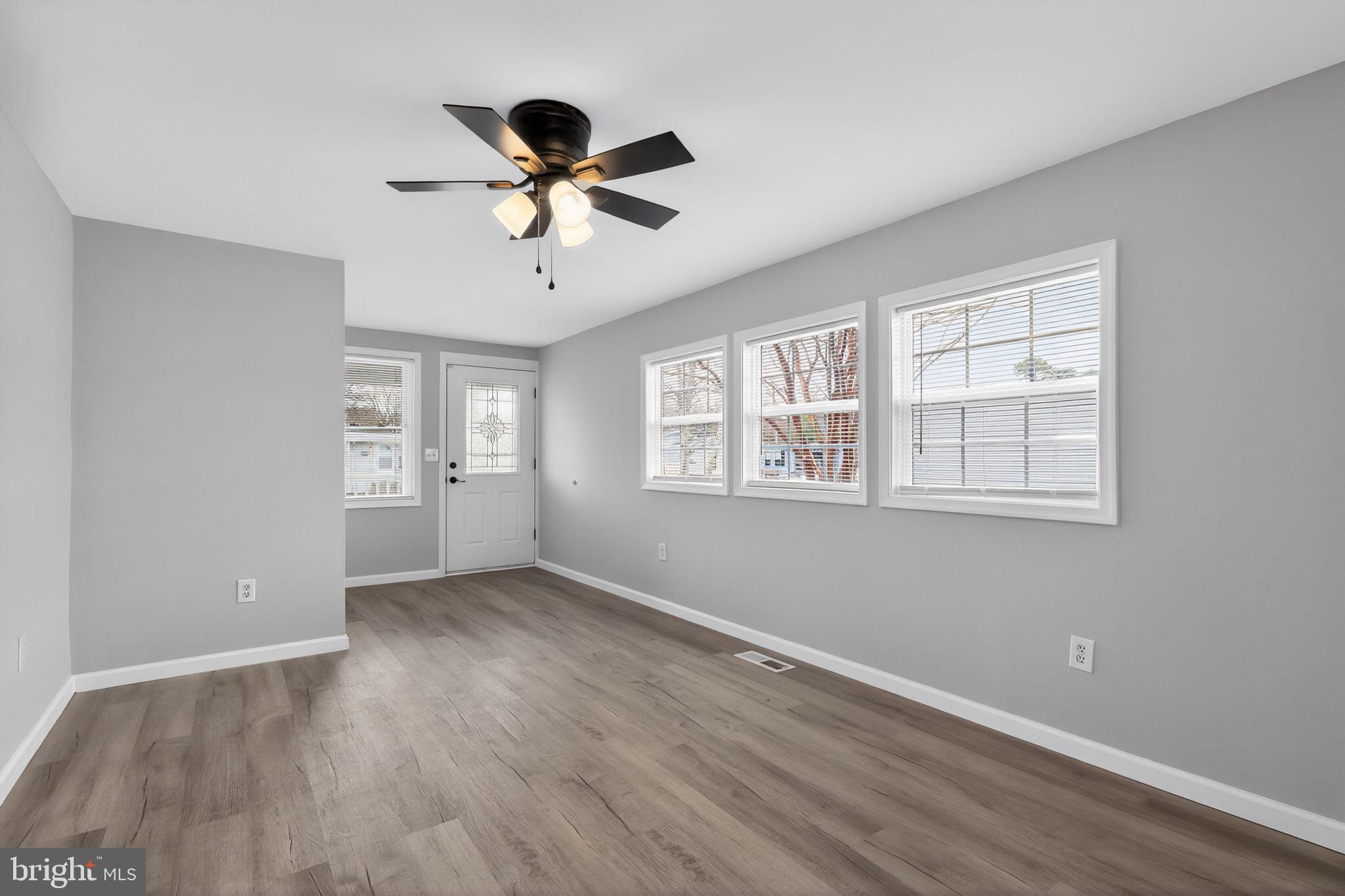 SHADY PARK - Residential