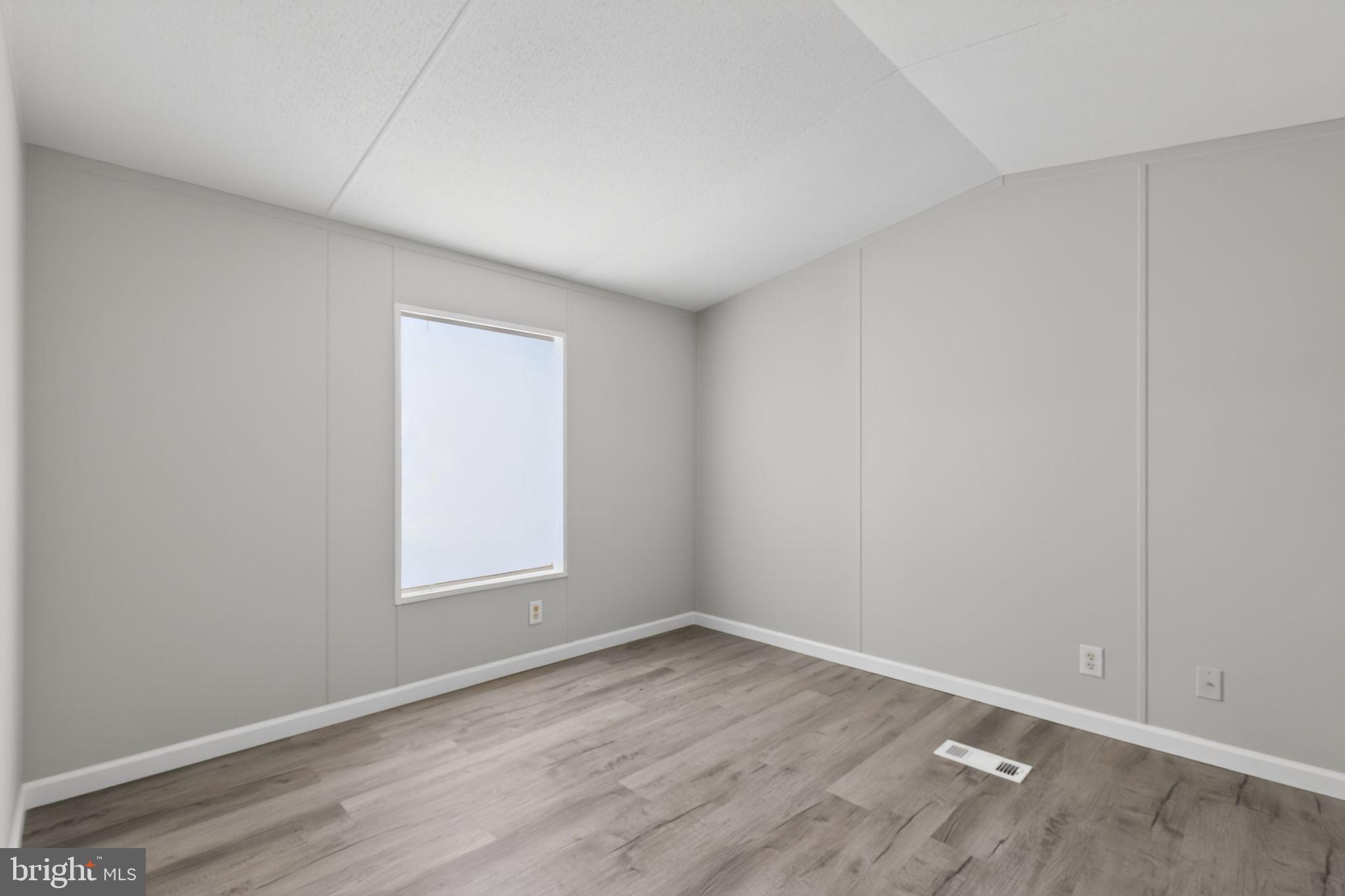 SHADY PARK - Residential