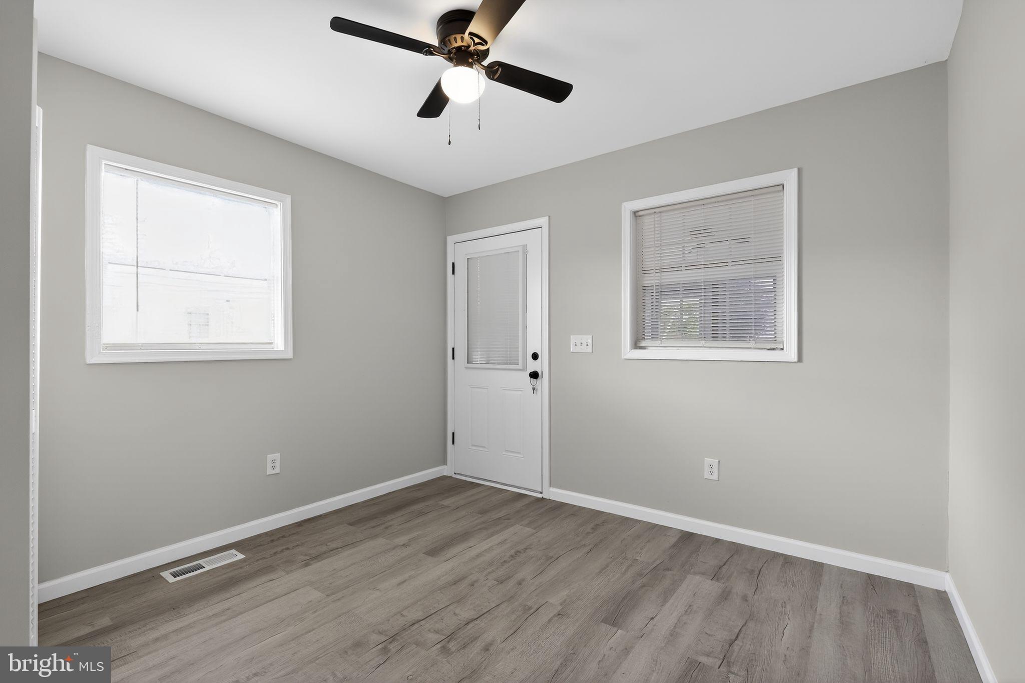 SHADY PARK - Residential