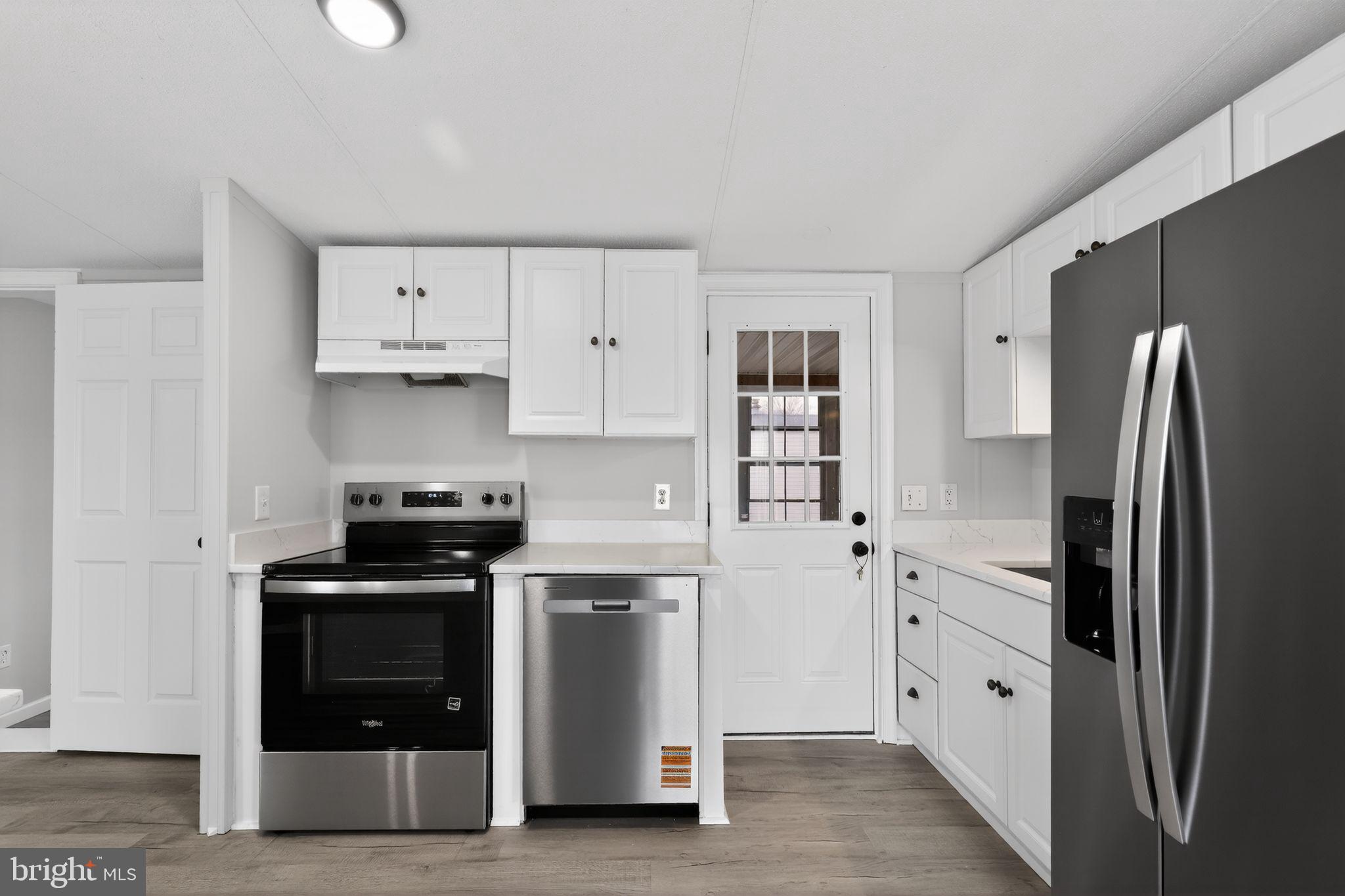 SHADY PARK - Residential