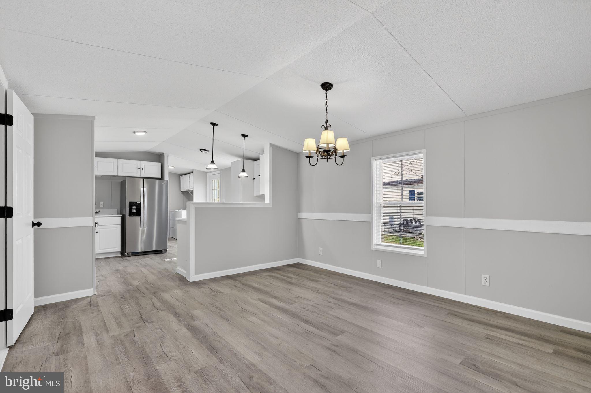 SHADY PARK - Residential