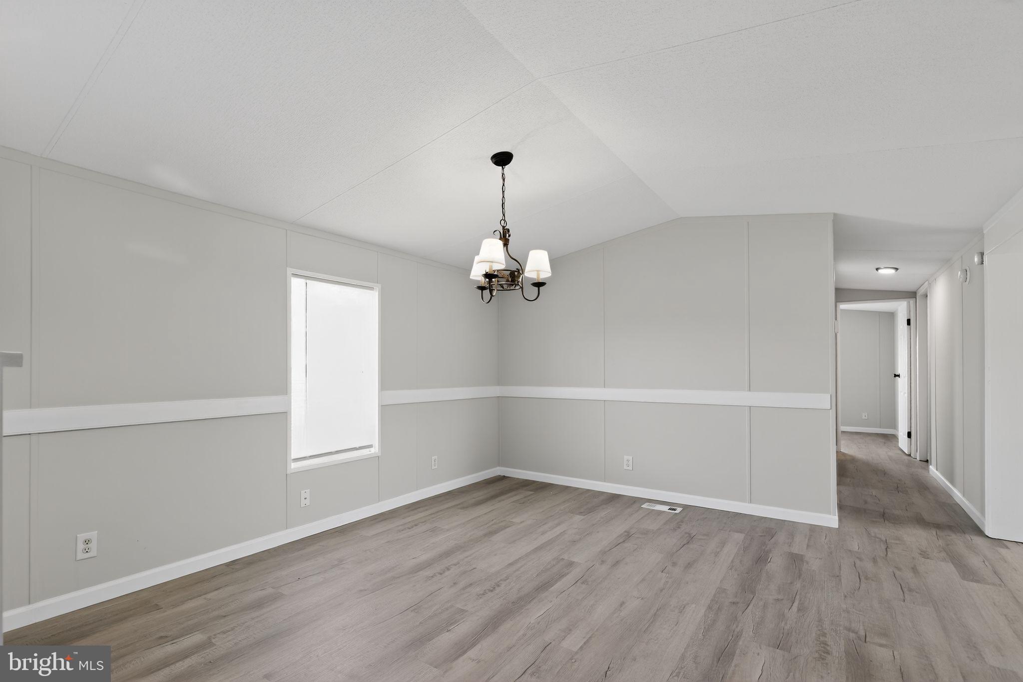 SHADY PARK - Residential