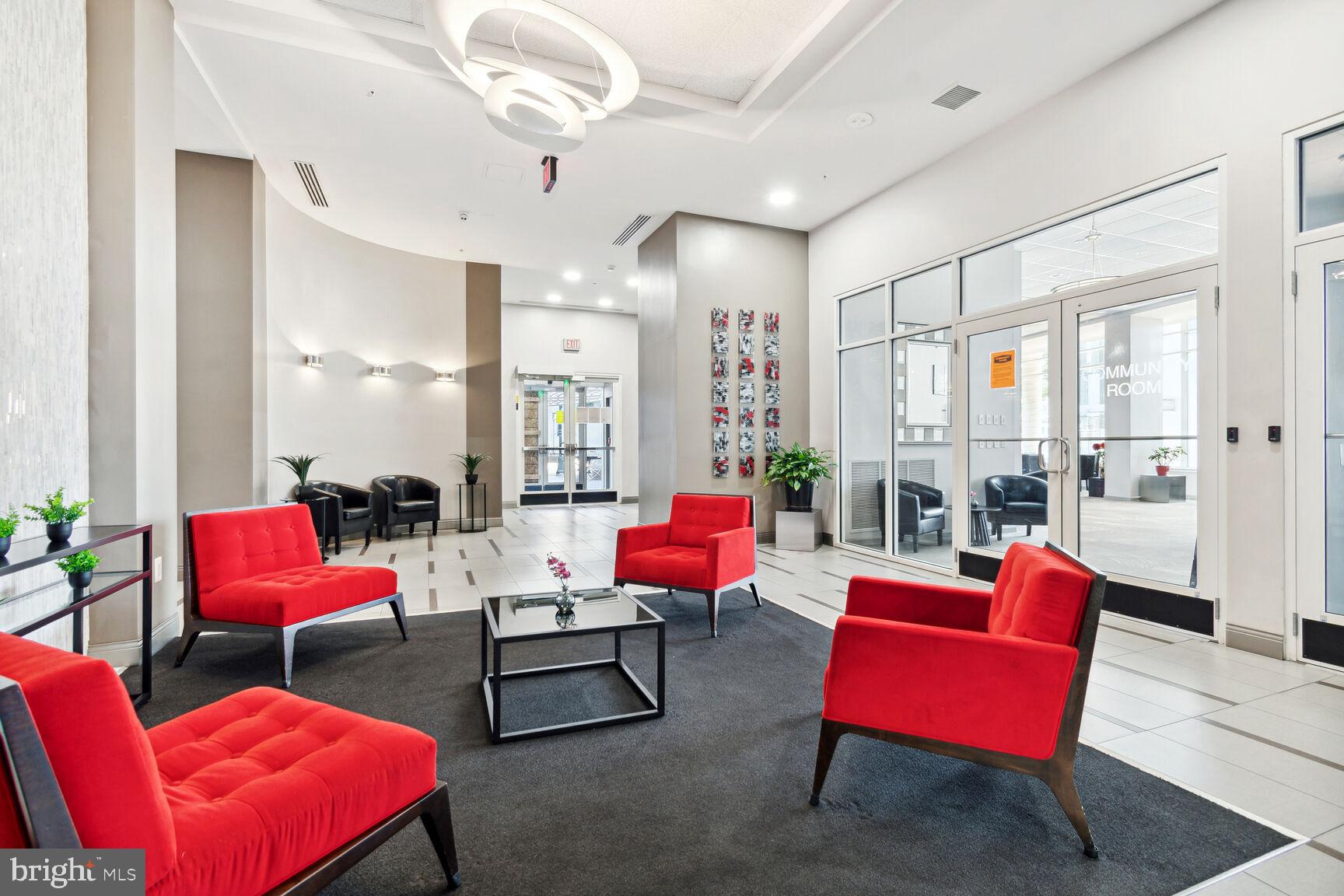 CRESCENT - Residential Lease