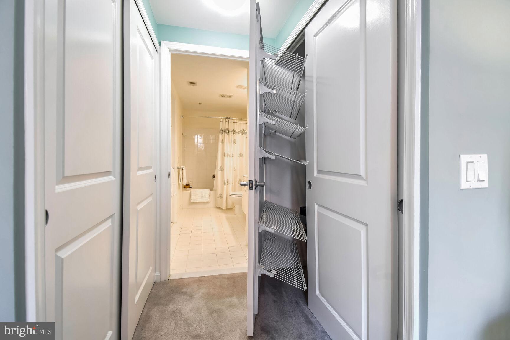 CRESCENT - Residential Lease