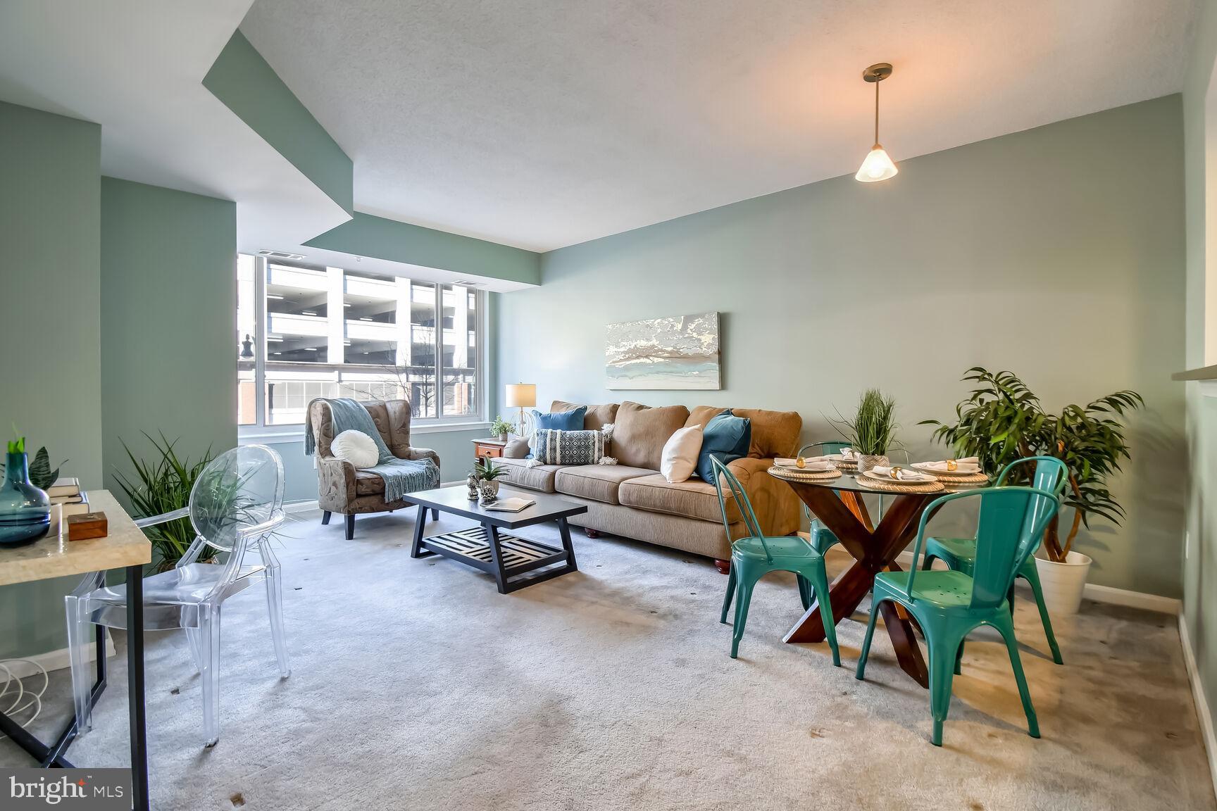 CRESCENT - Residential Lease