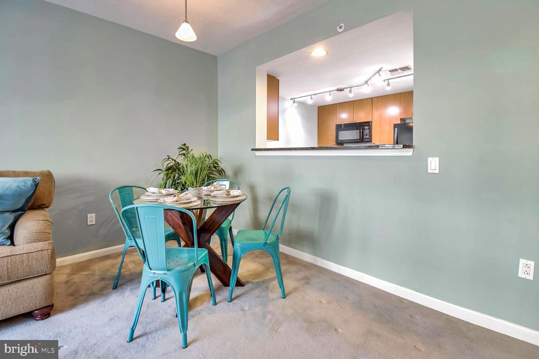 CRESCENT - Residential Lease