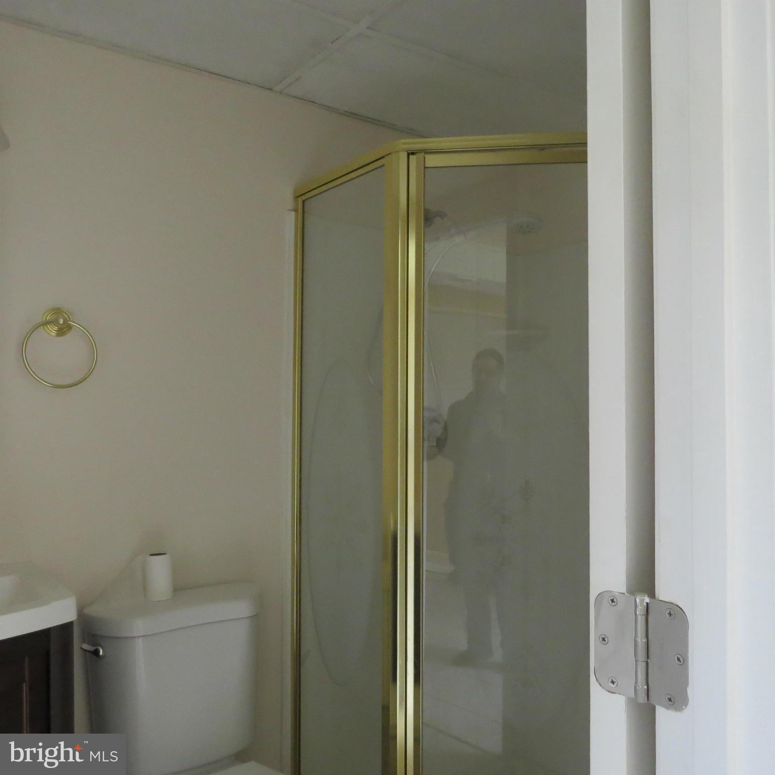 WOODBRIDGE CENTER - Residential