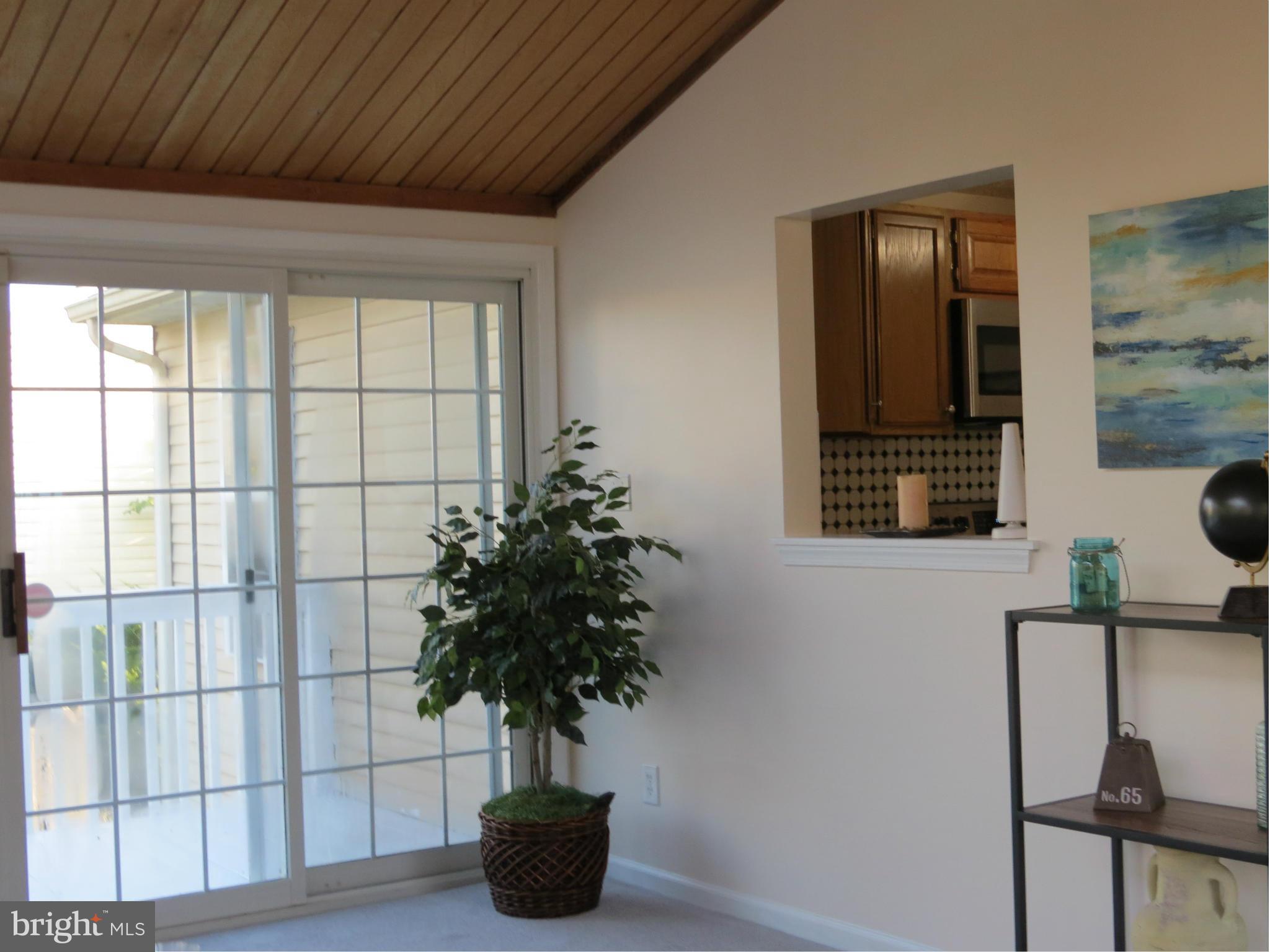 WOODBRIDGE CENTER - Residential