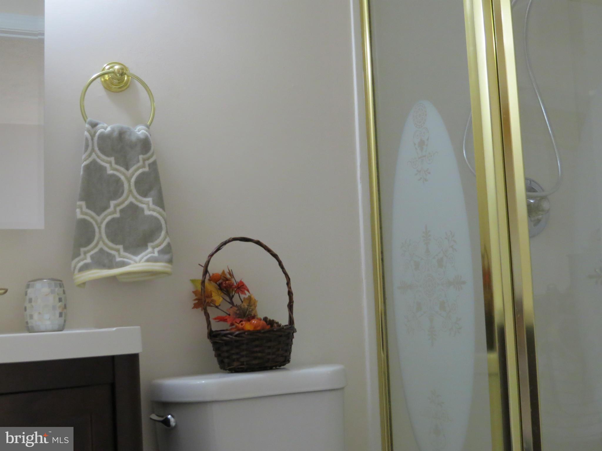 WOODBRIDGE CENTER - Residential