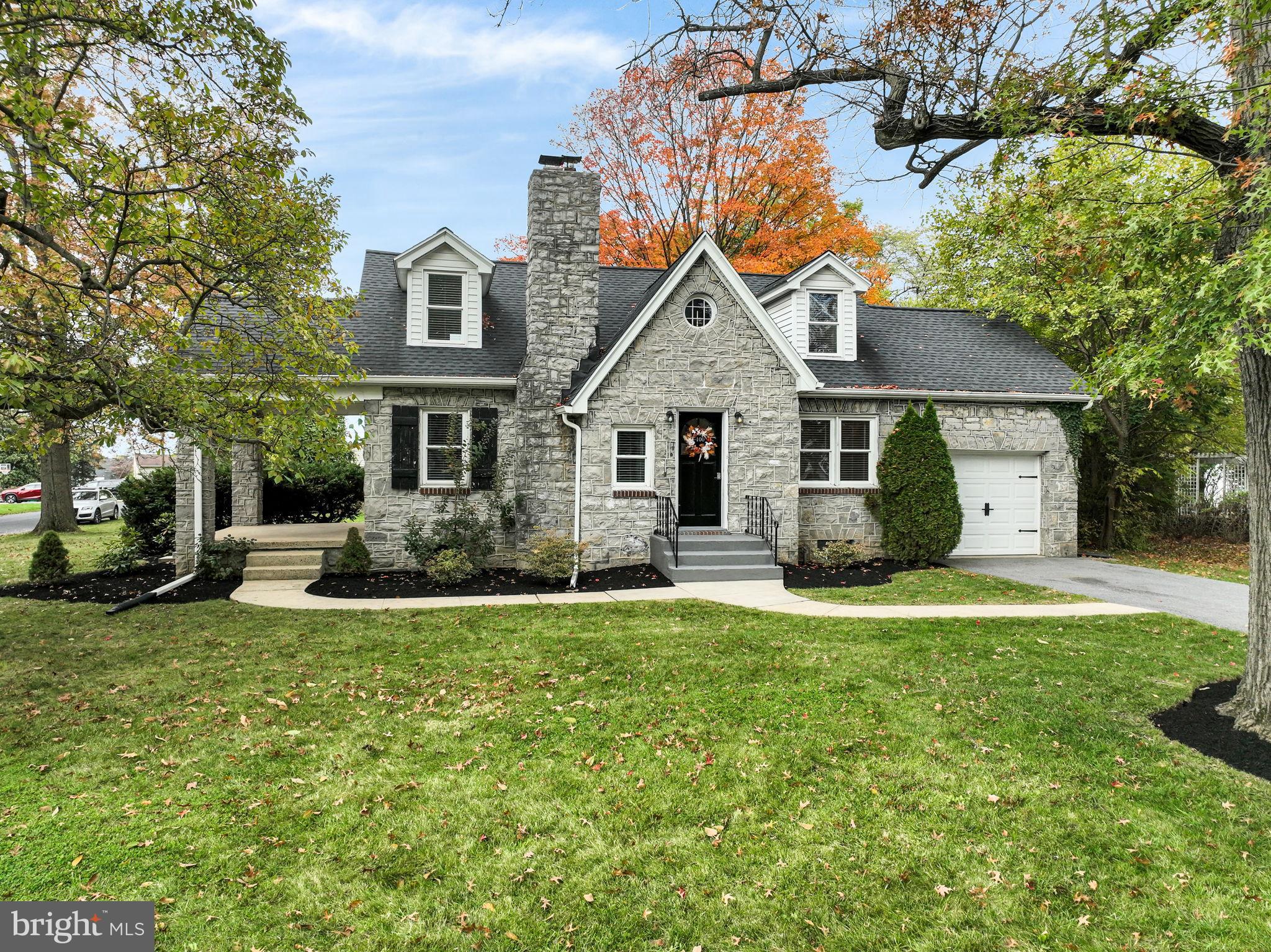 POINT RIDGE FARMS - Residential