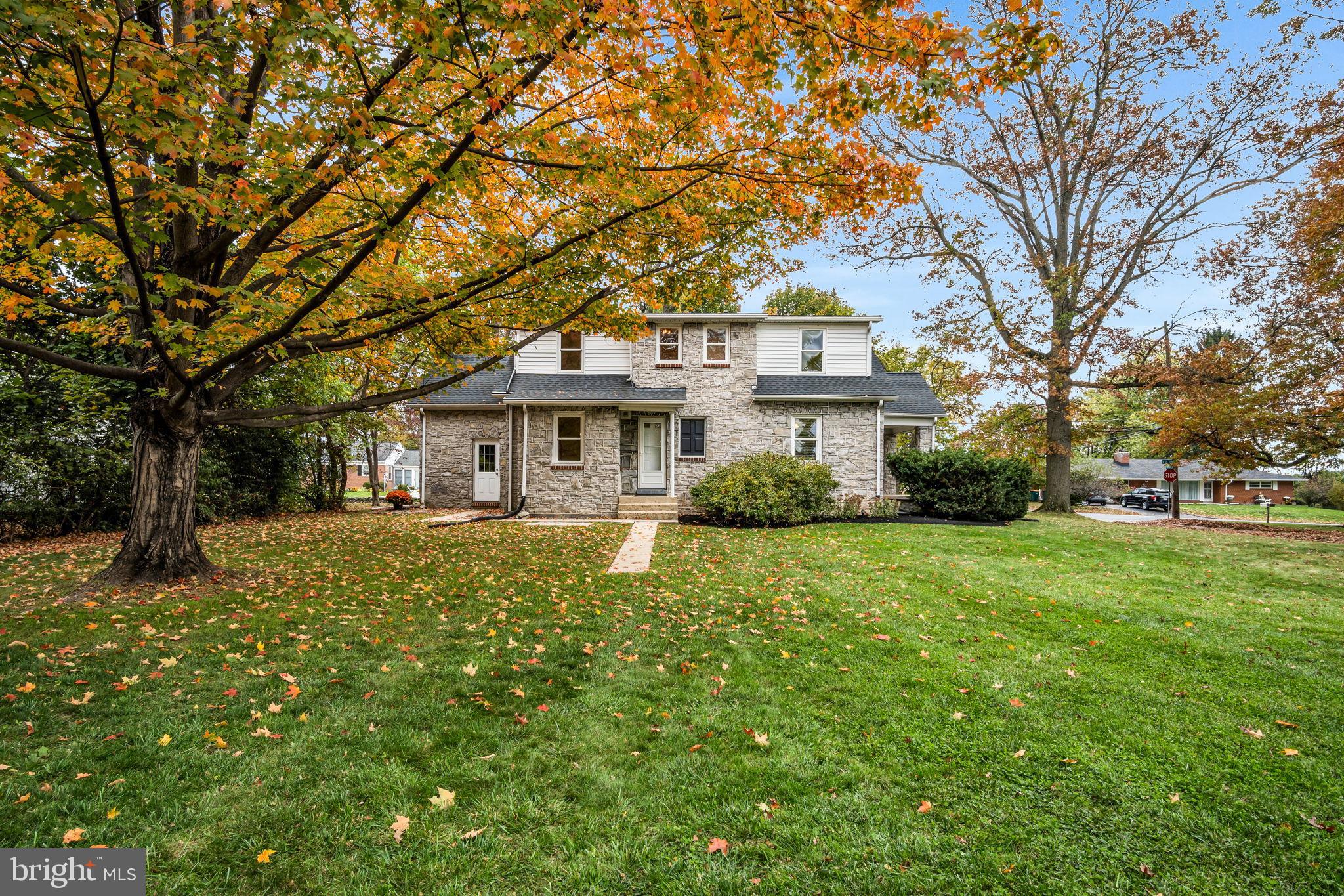 POINT RIDGE FARMS - Residential