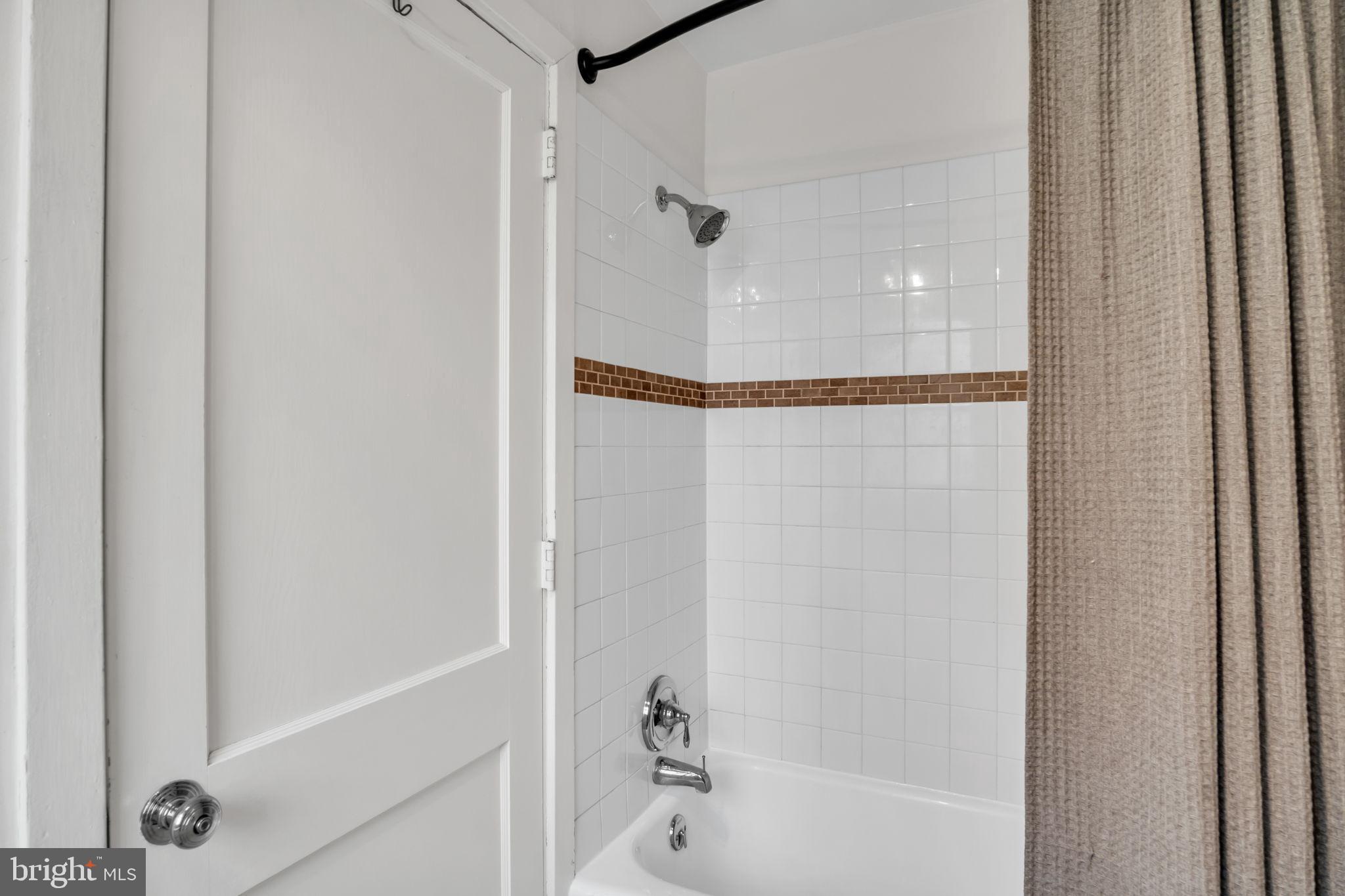 POINT RIDGE FARMS - Residential