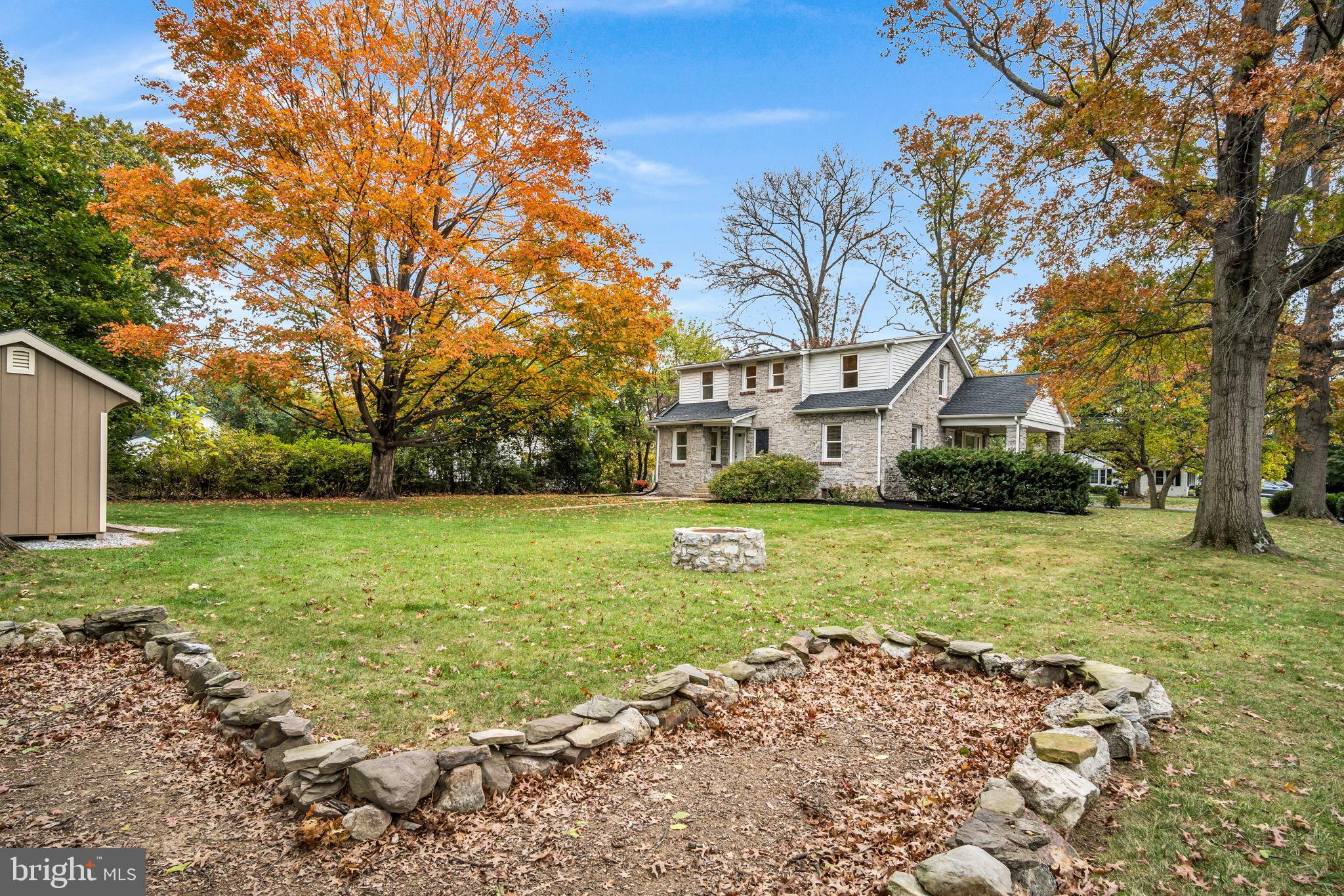 POINT RIDGE FARMS - Residential