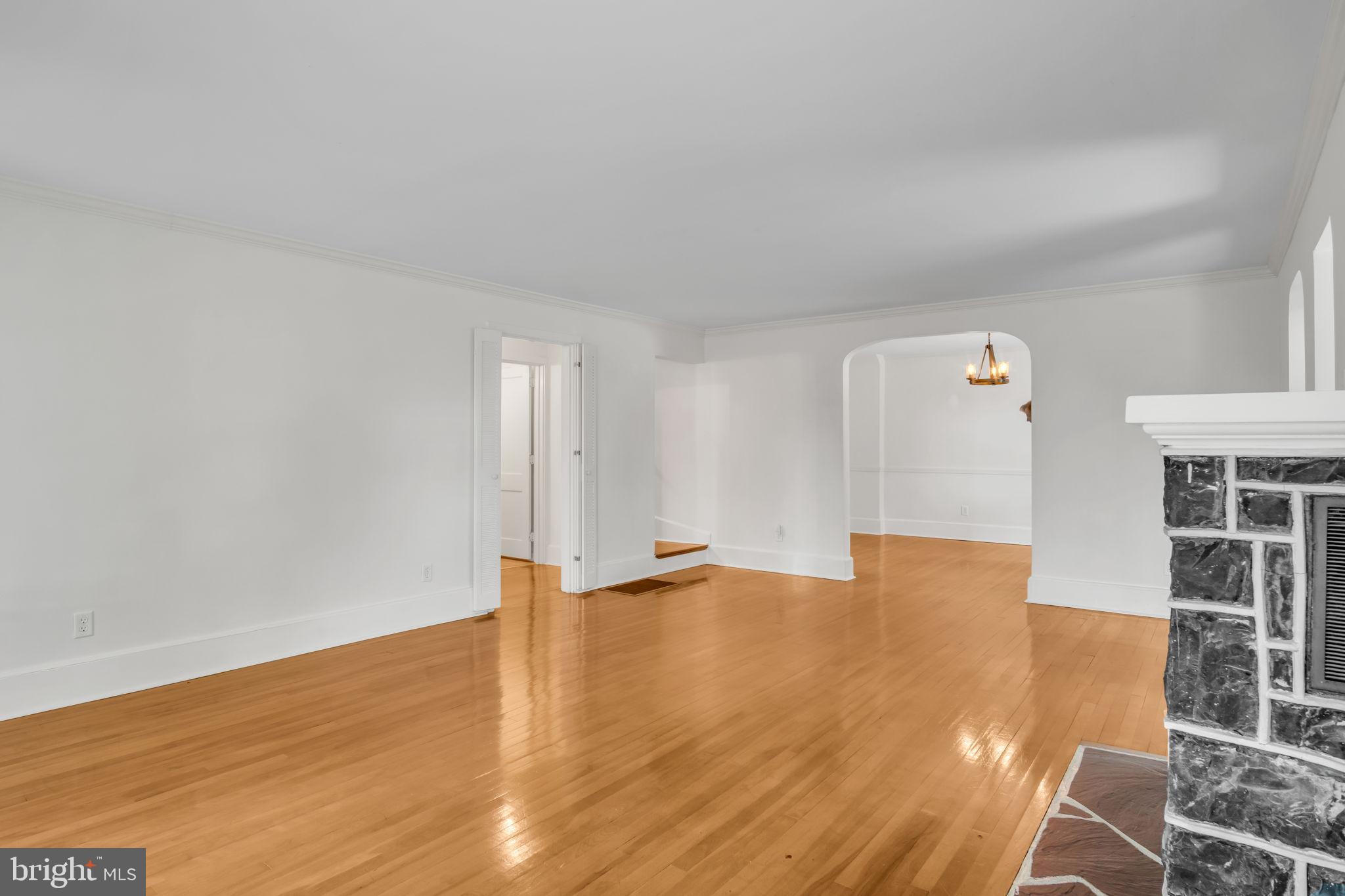 POINT RIDGE FARMS - Residential