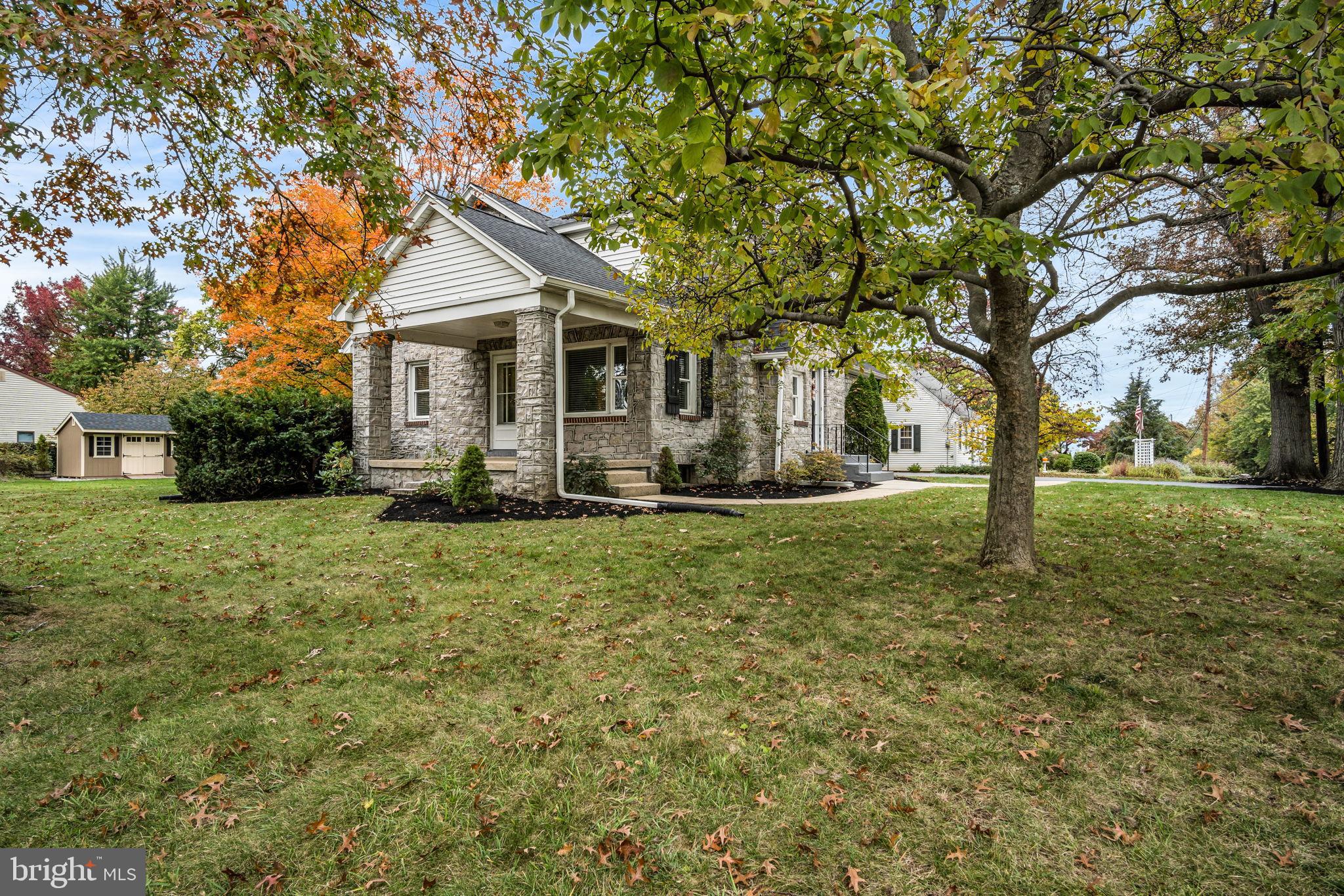 POINT RIDGE FARMS - Residential