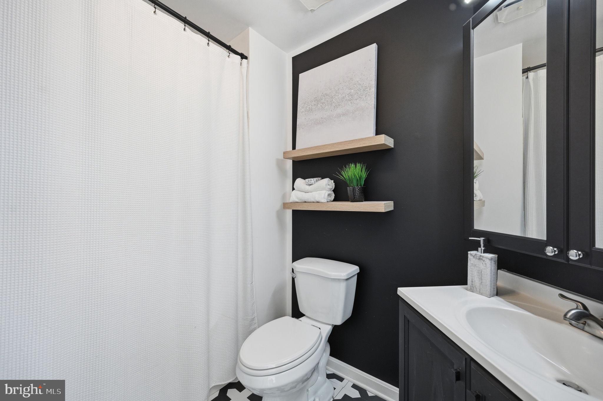 HARBOR POINT - Residential