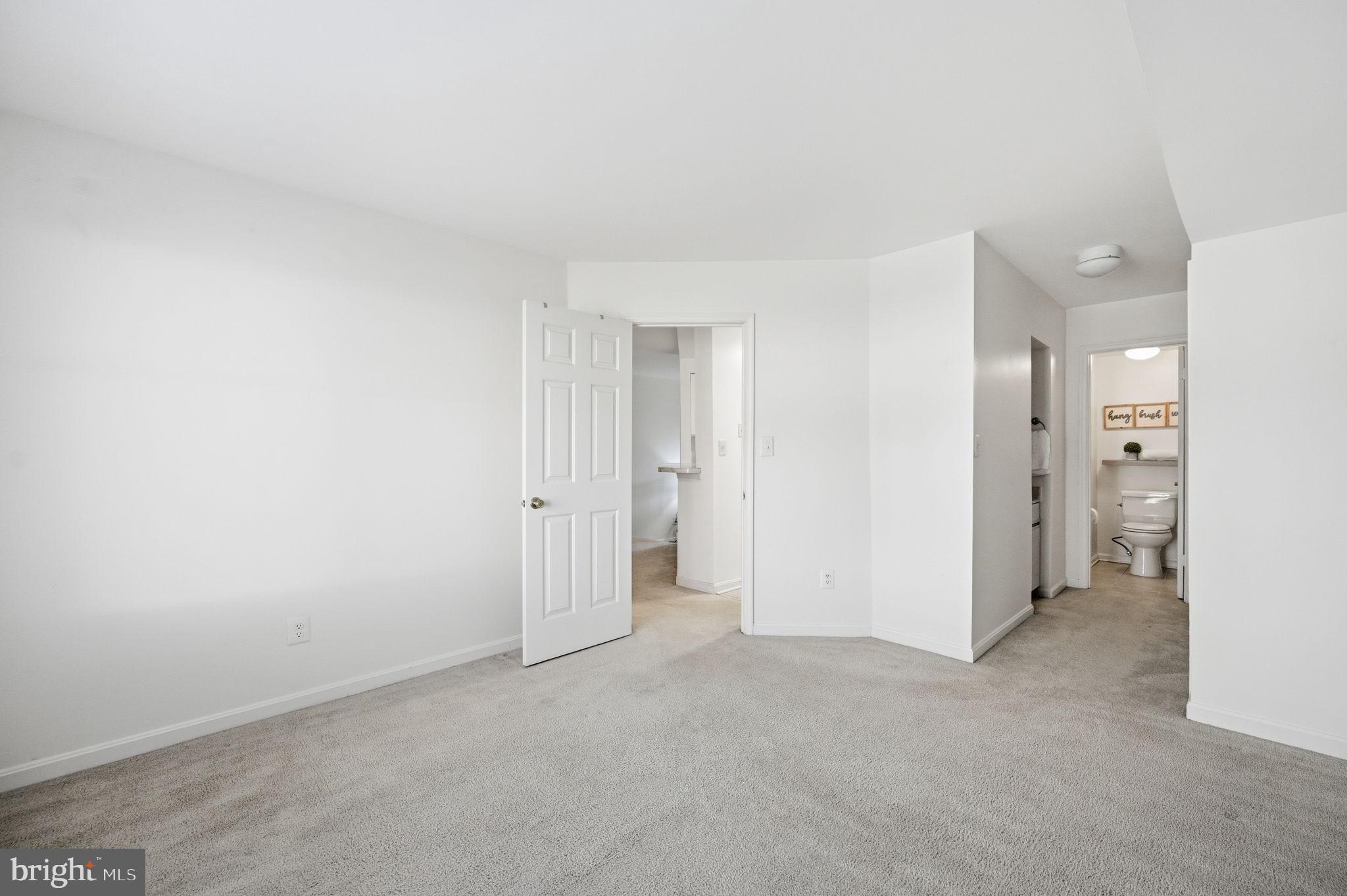 HARBOR POINT - Residential