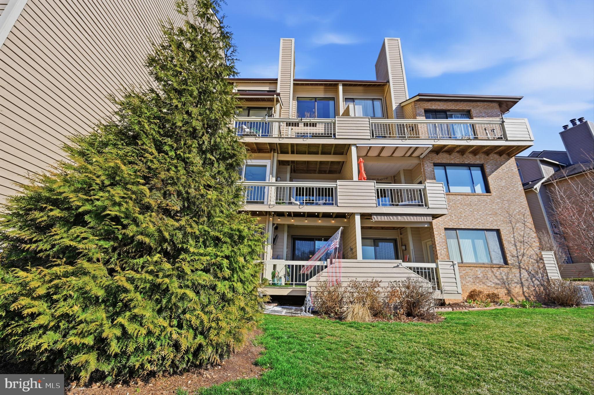 HARBOR POINT - Residential