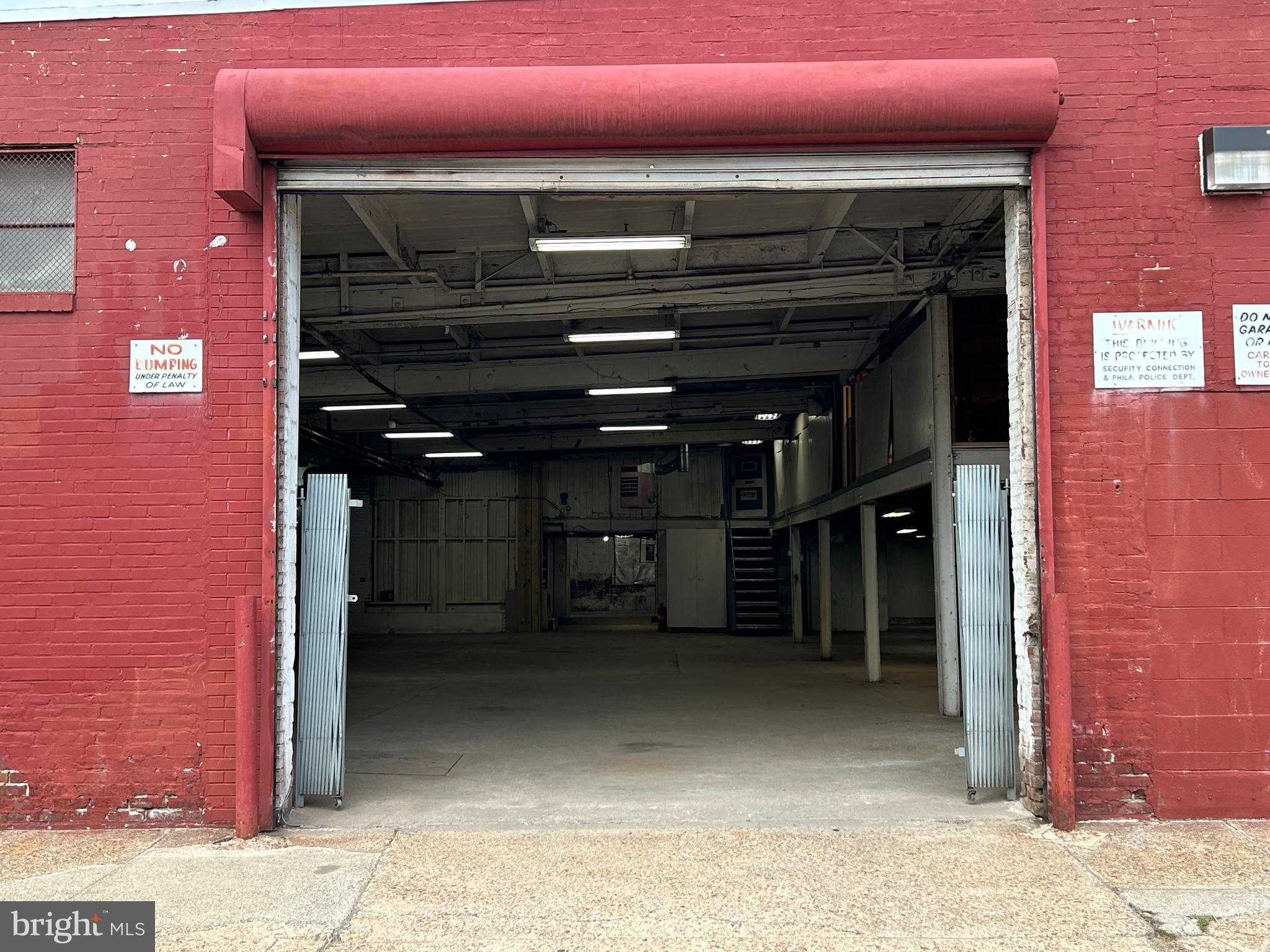 HARROWGATE - Commercial Sale