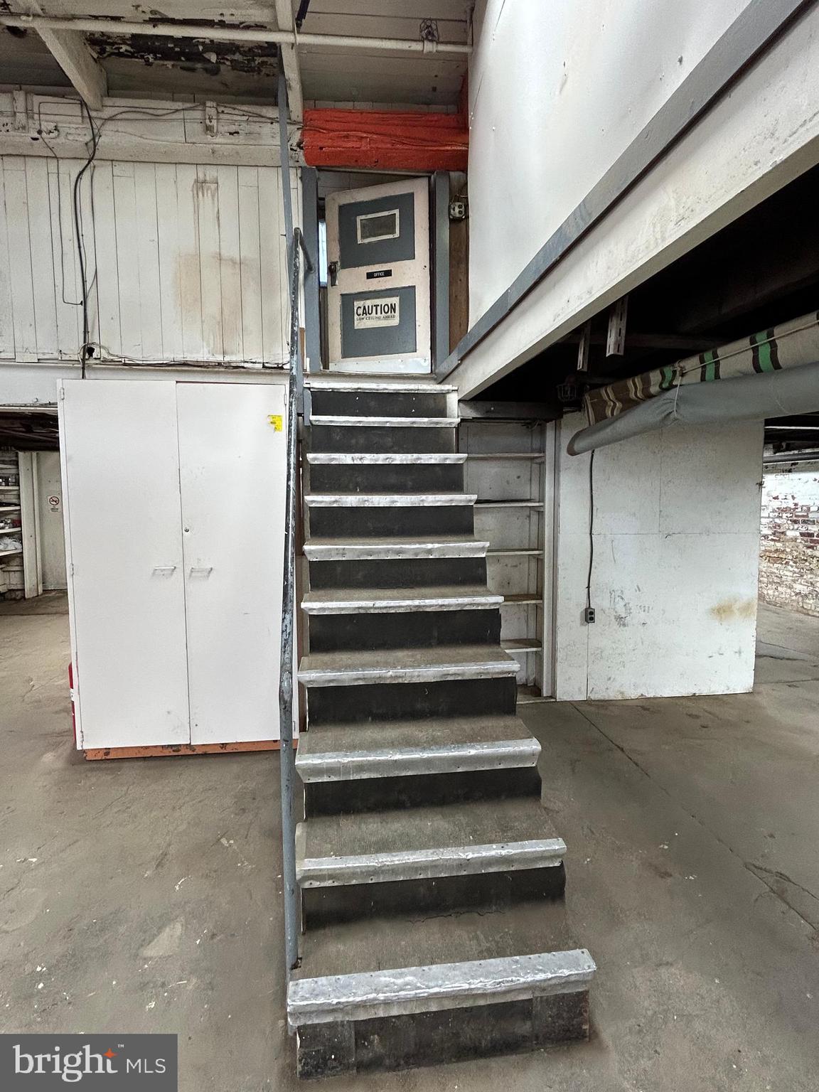 HARROWGATE - Commercial Sale