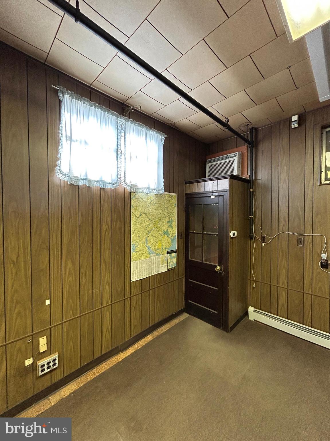 HARROWGATE - Commercial Sale