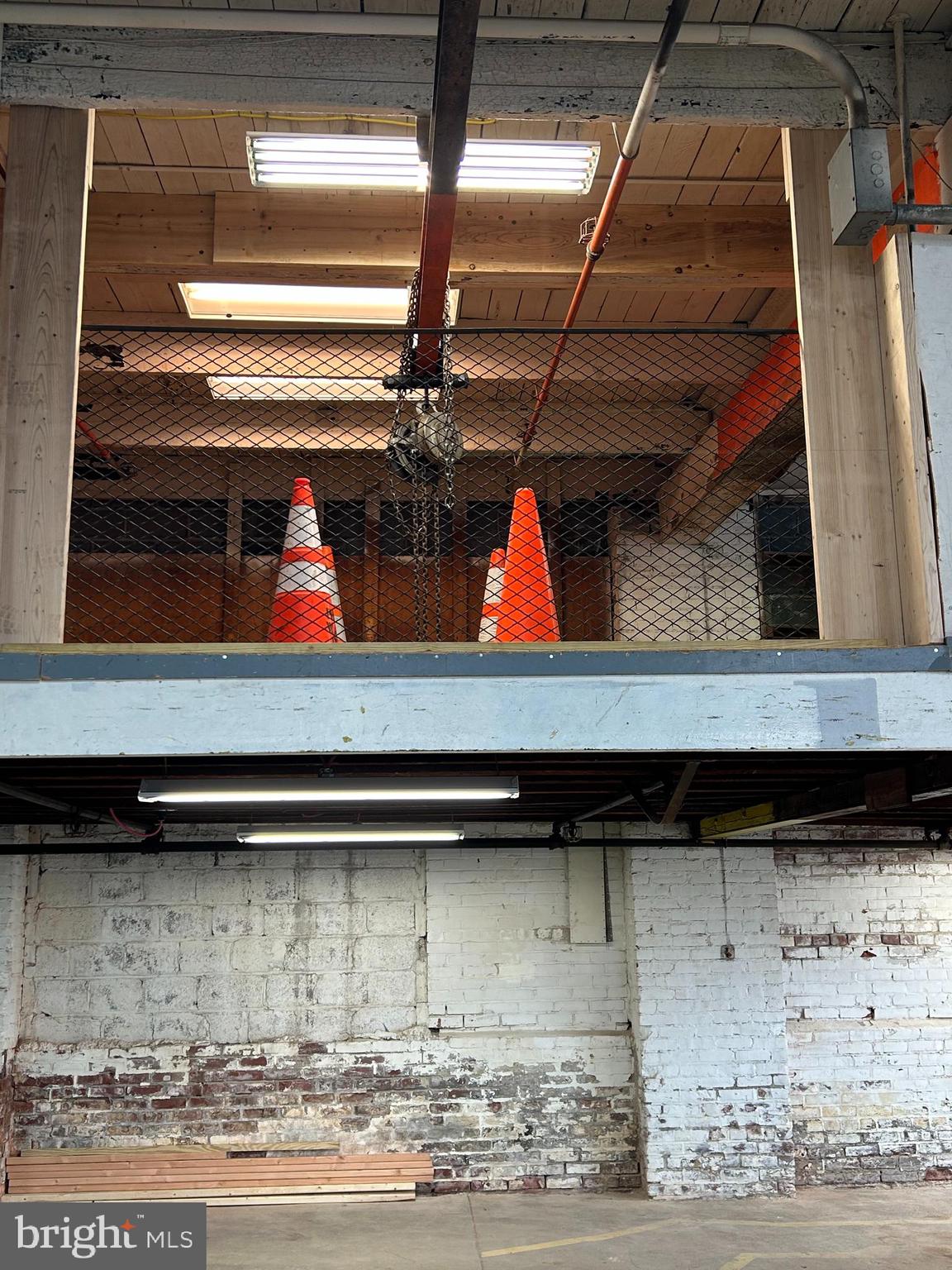 HARROWGATE - Commercial Sale